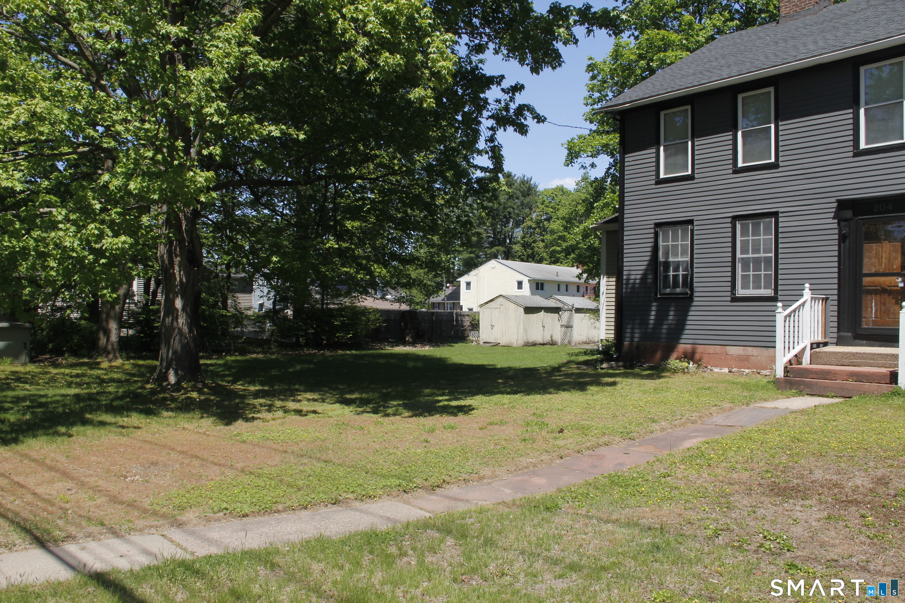 204 Poquonock Avenue