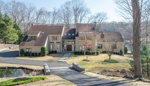 13 Cove Road Brookfield CT 06804