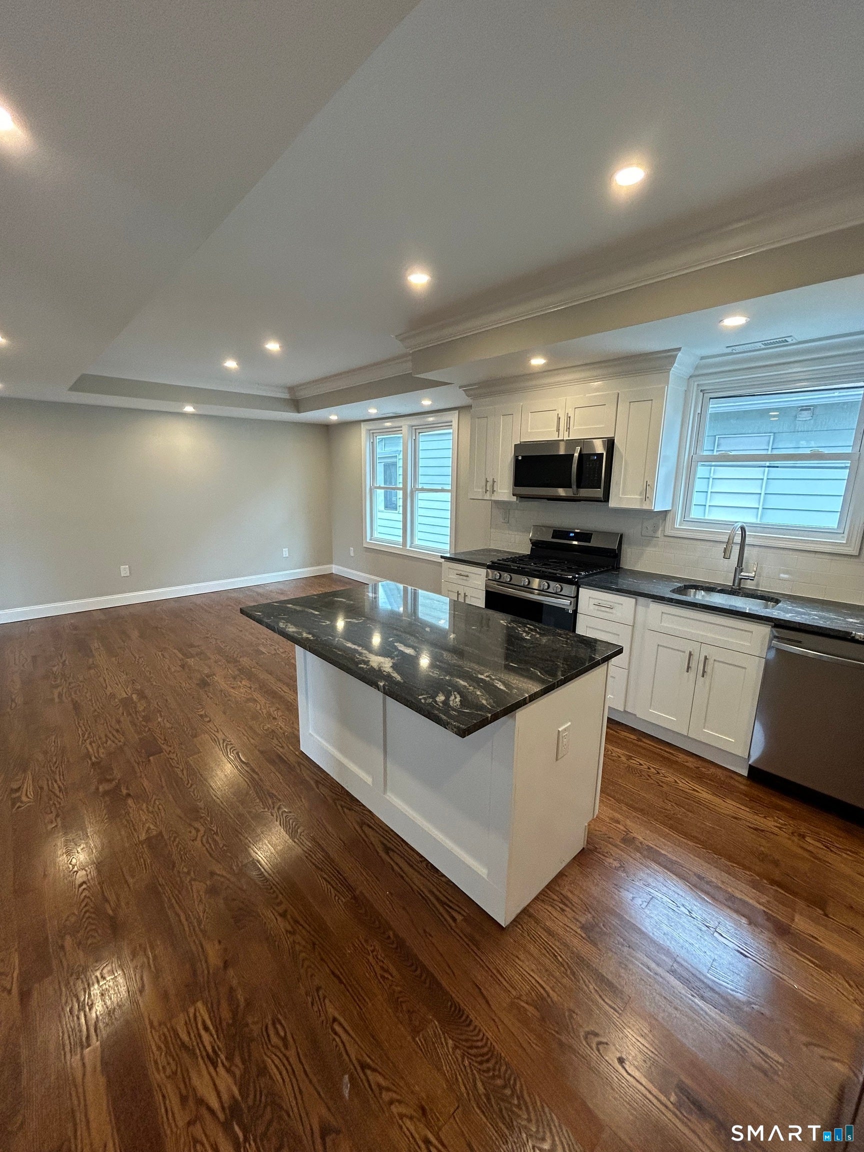 823 Capitol Avenue 3