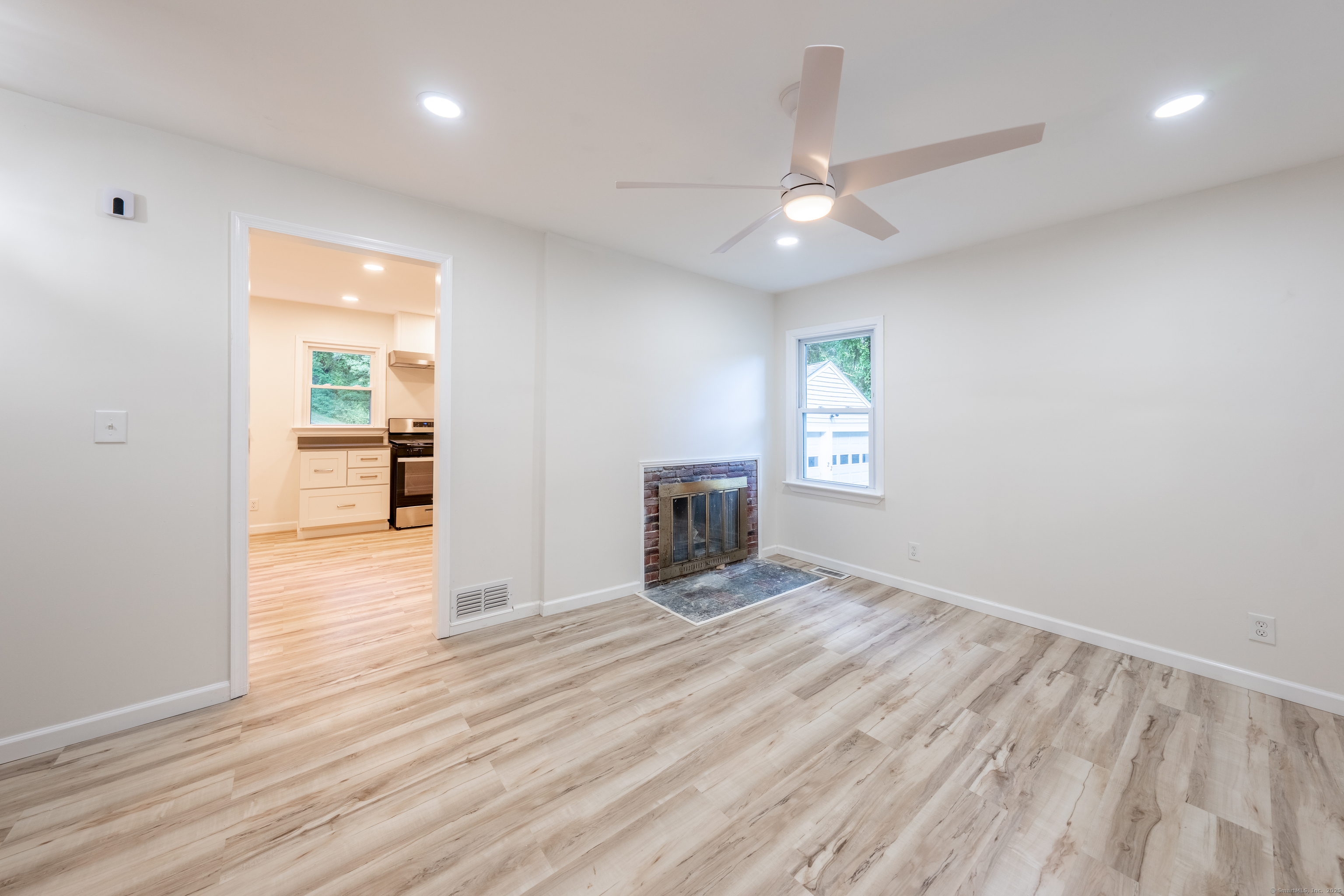 22 River Road