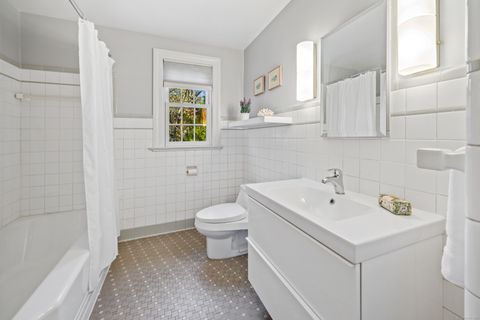 Tiny photo for 175 Tokeneke Drive, North Haven, CT 06473 (MLS # 24134161)