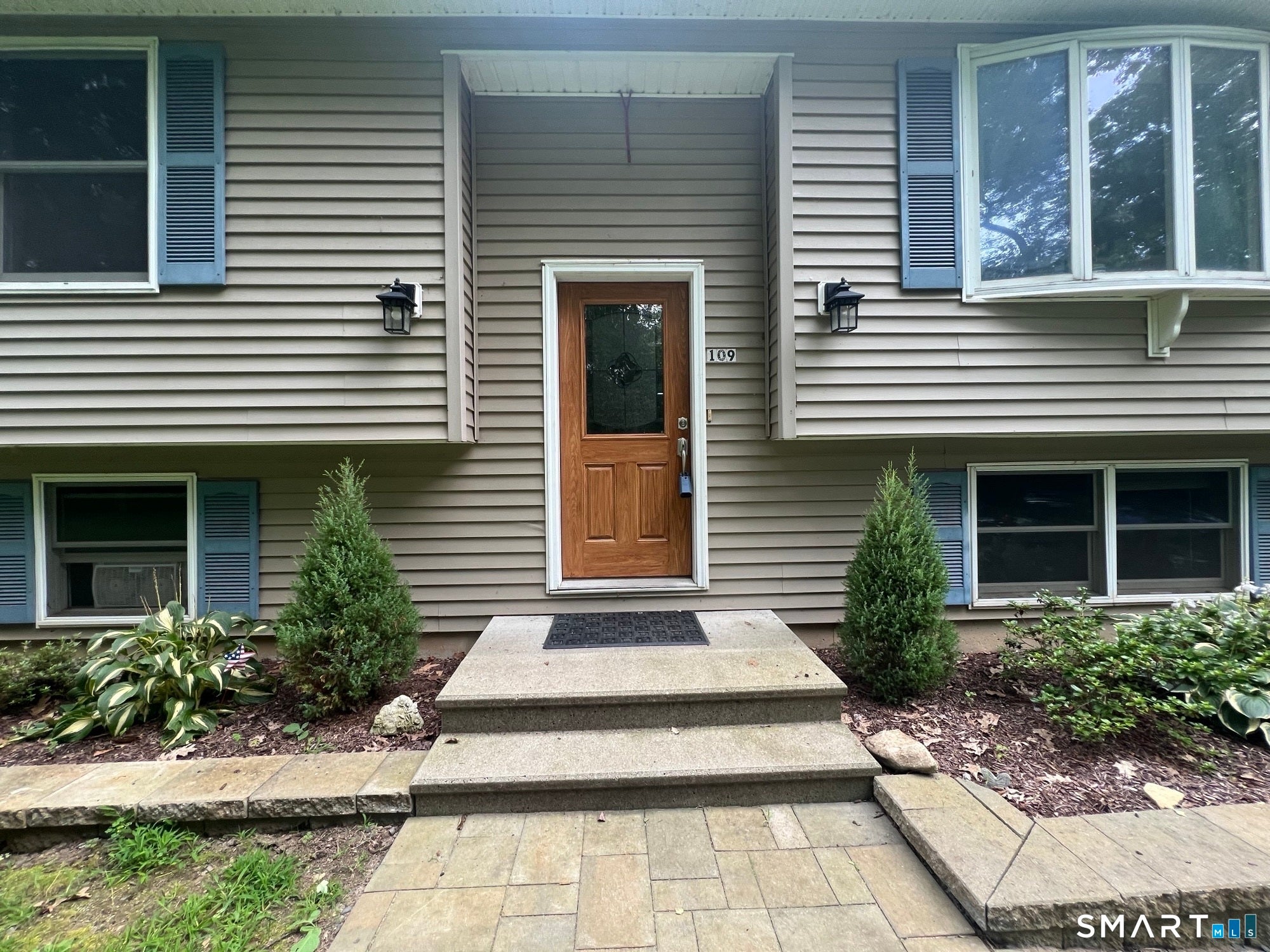 109 Sycamore Trail