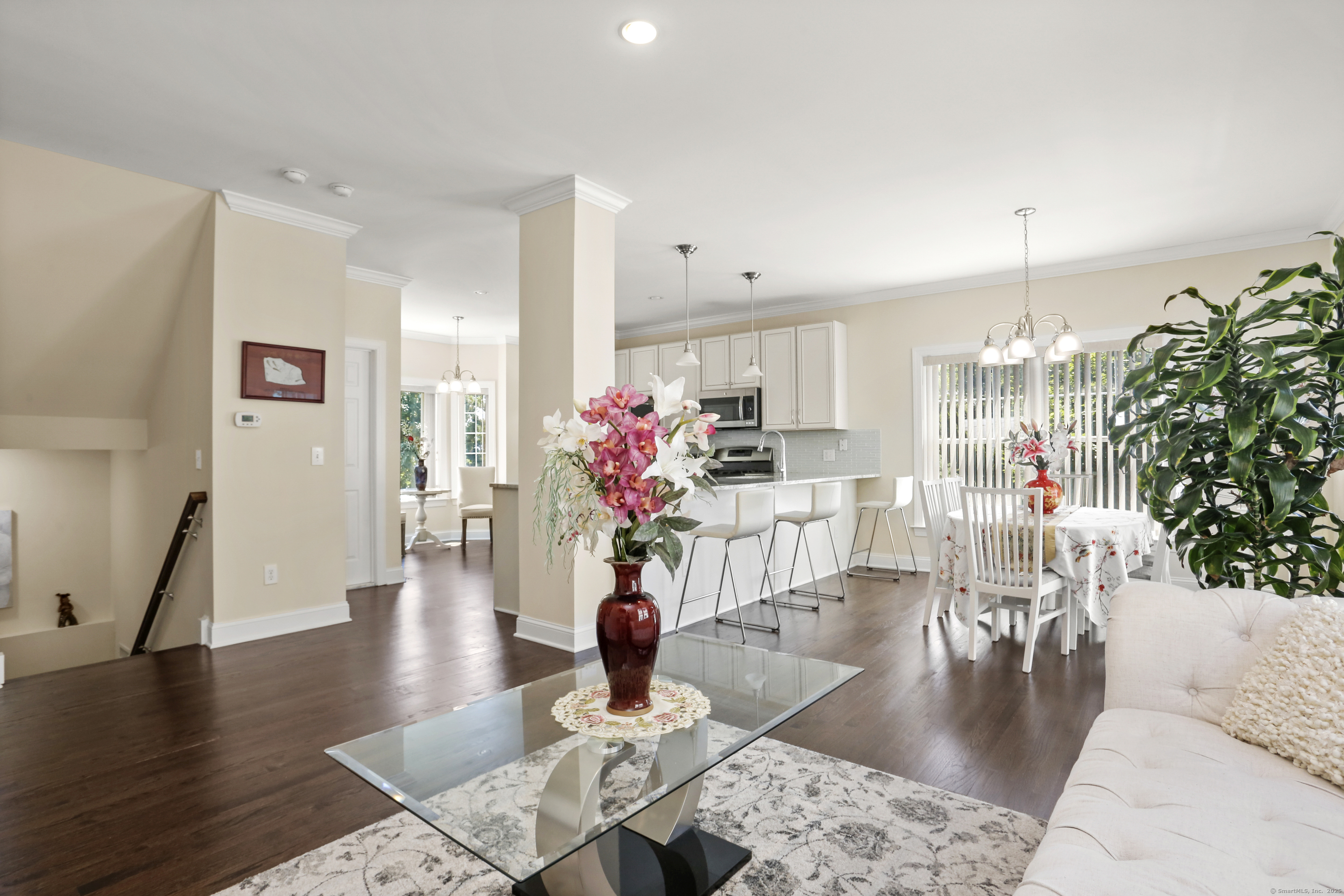 108 Seaside Avenue #APT 10, Stamford, Connecticut image 4