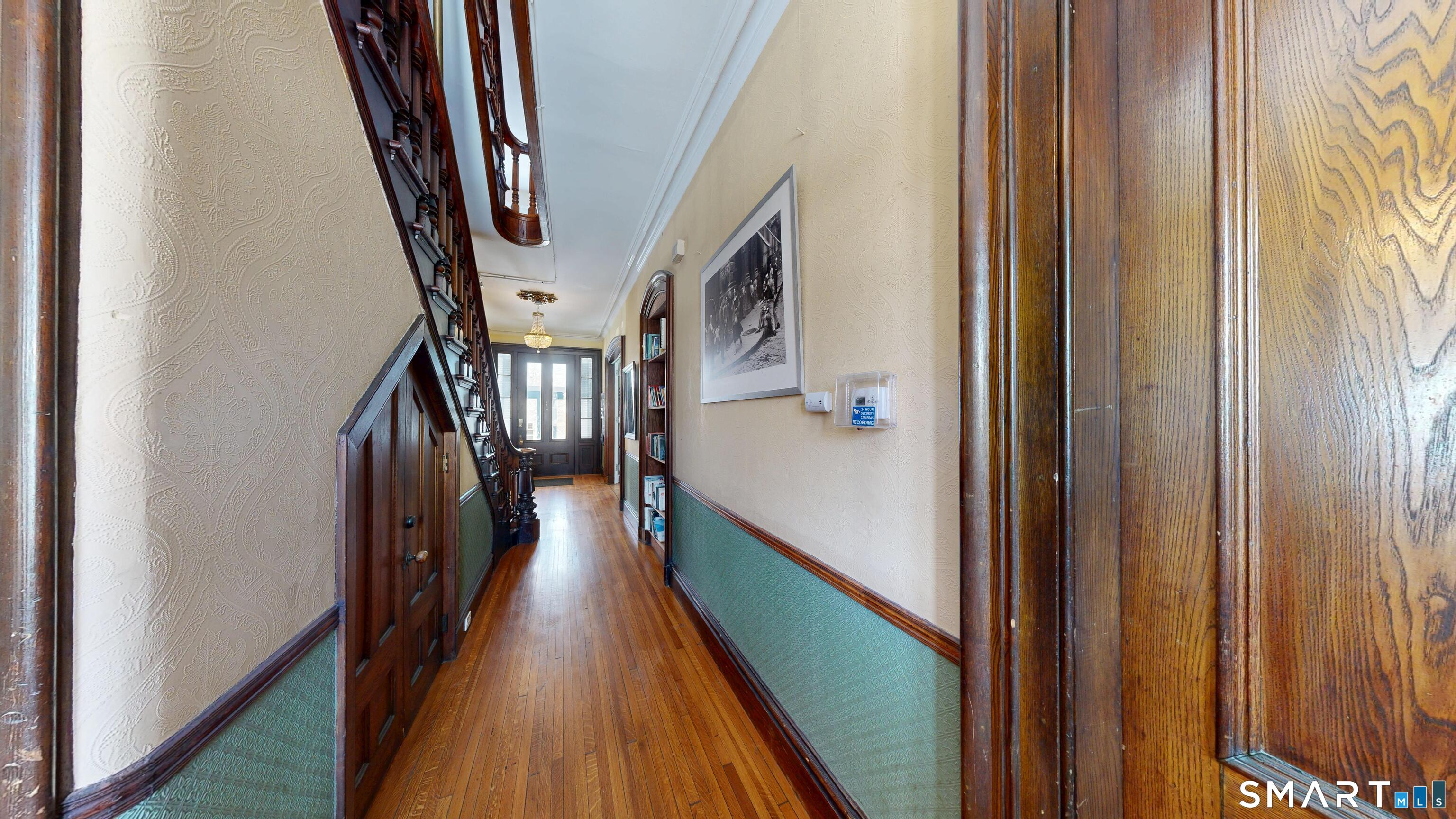 89 Sherland Avenue