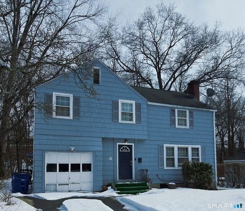 Photo of 125 Lowin Avenue, New Haven, CT 06515 (MLS # 24157921)