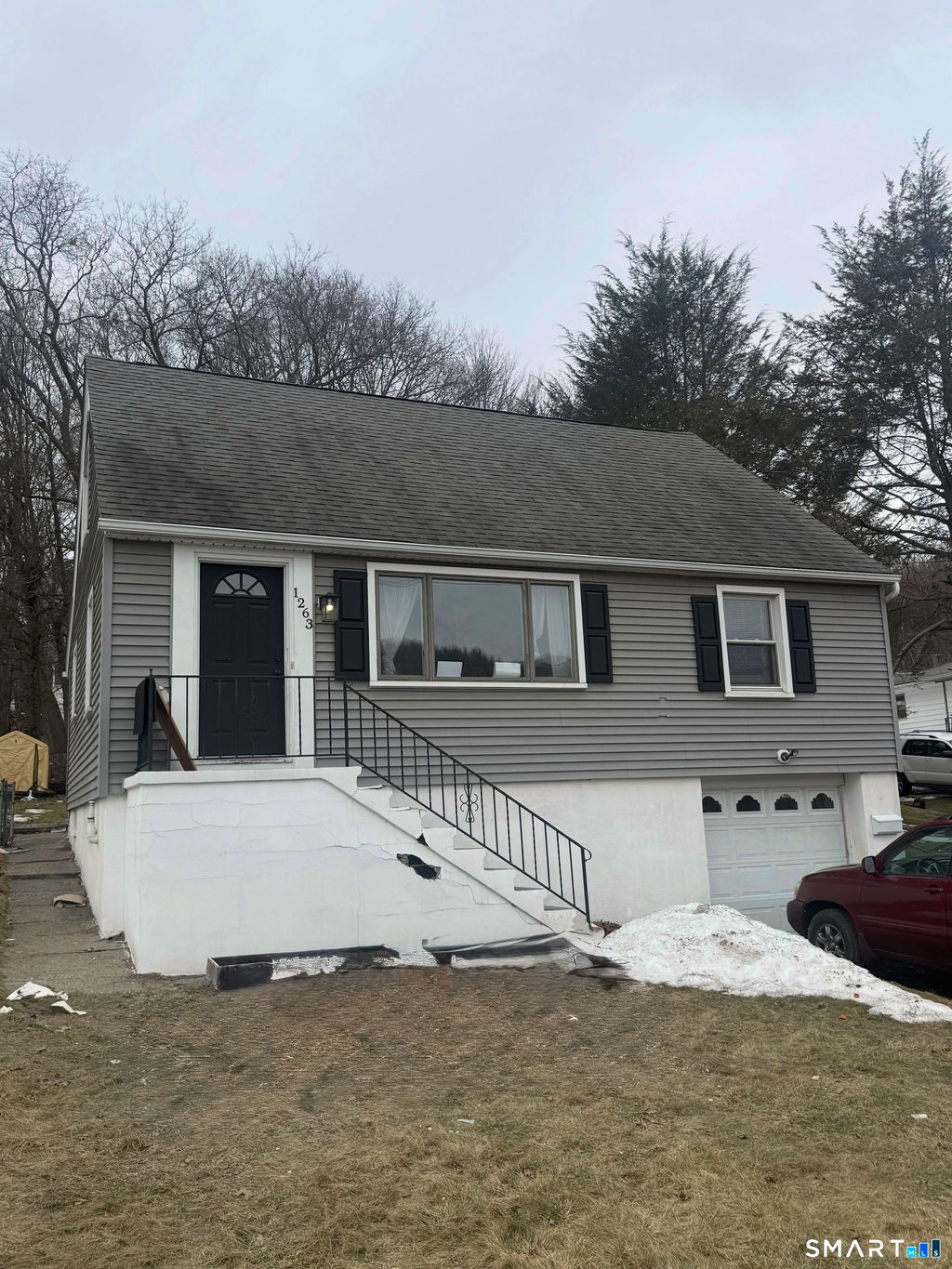 Photo of 1263 Watertown Avenue, Waterbury, CT 06708 (MLS # 24159391)