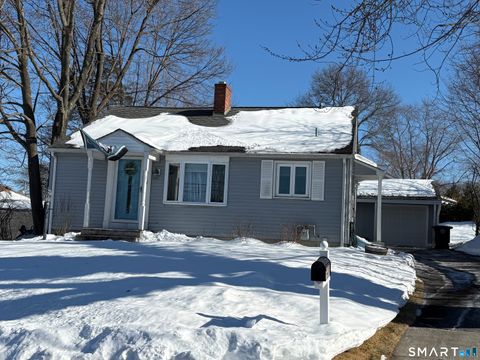 Photo of 12 McDermott Street, Milford, CT 06460 (MLS # 24152492)