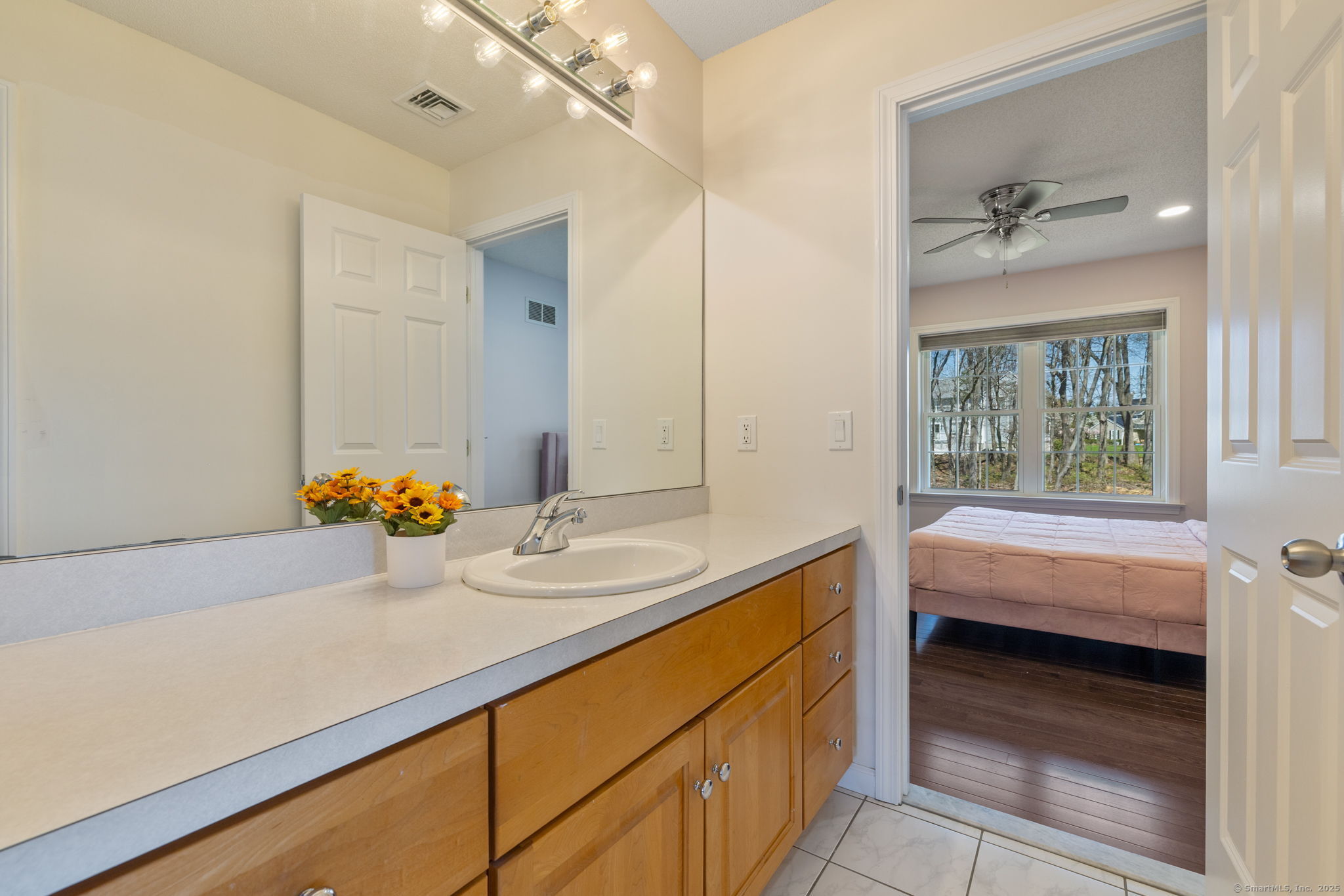 65 Sweet Meadow Drive, South Windsor, Connecticut image 32