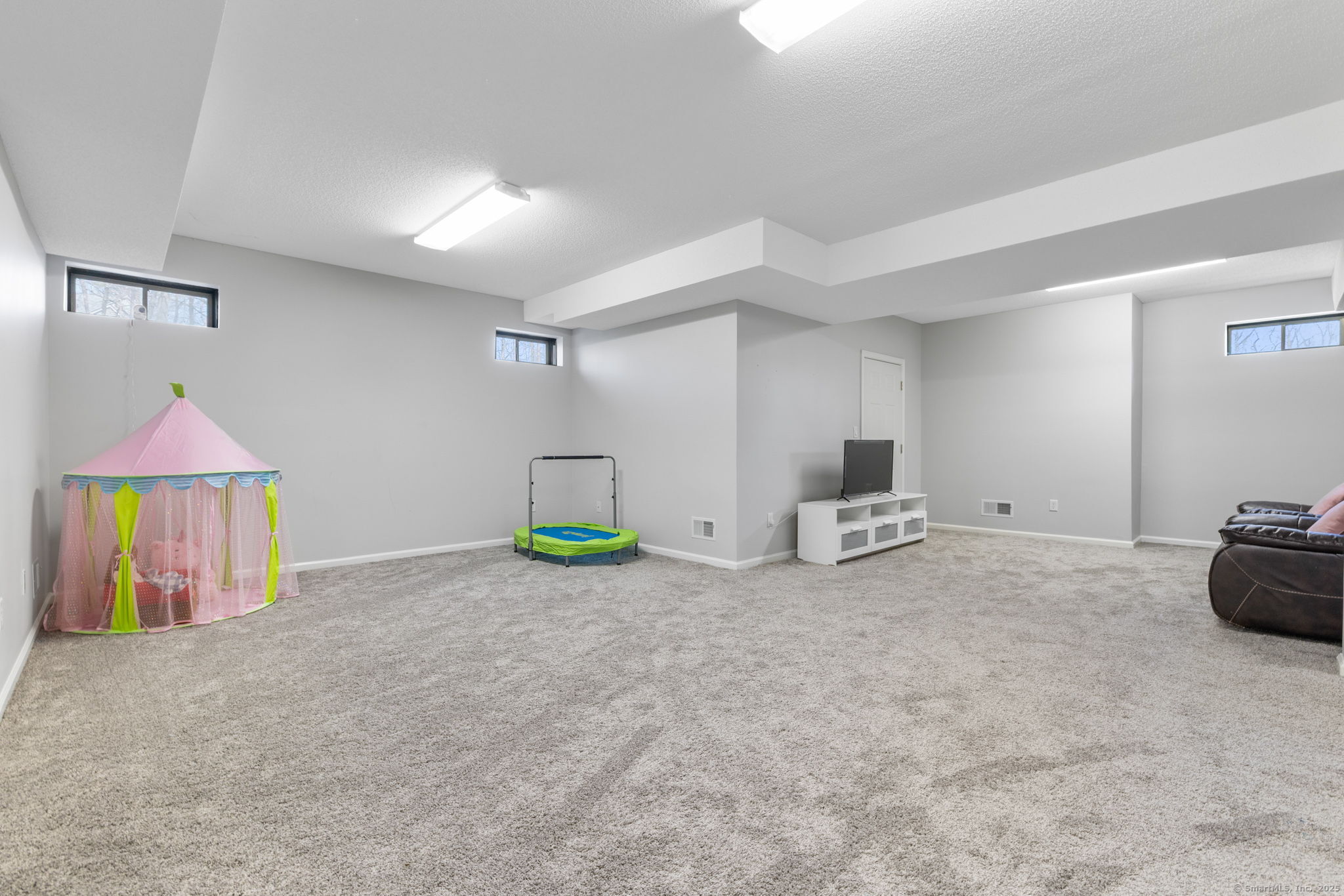 65 Sweet Meadow Drive, South Windsor, Connecticut image 36