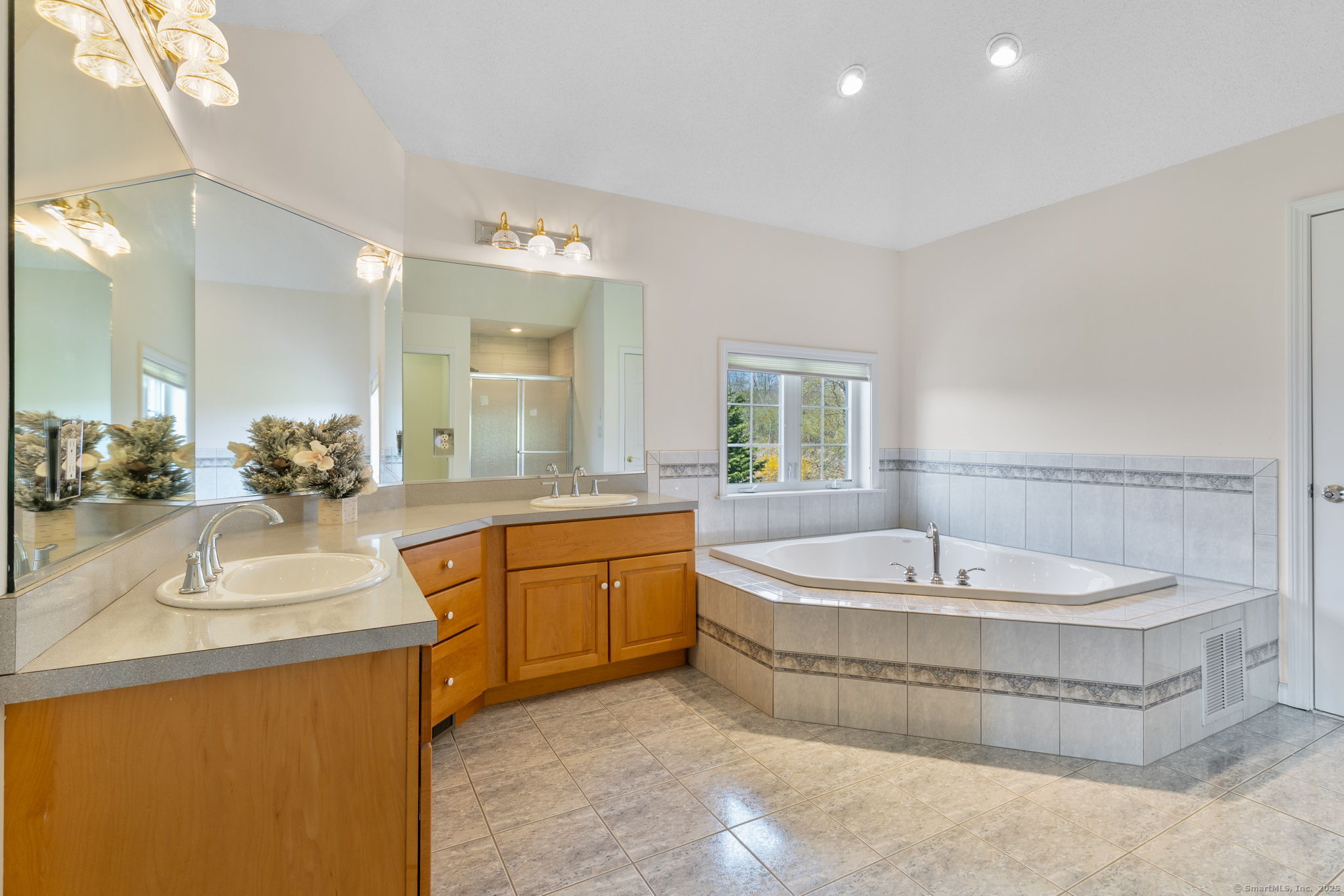 65 Sweet Meadow Drive, South Windsor, Connecticut image 23