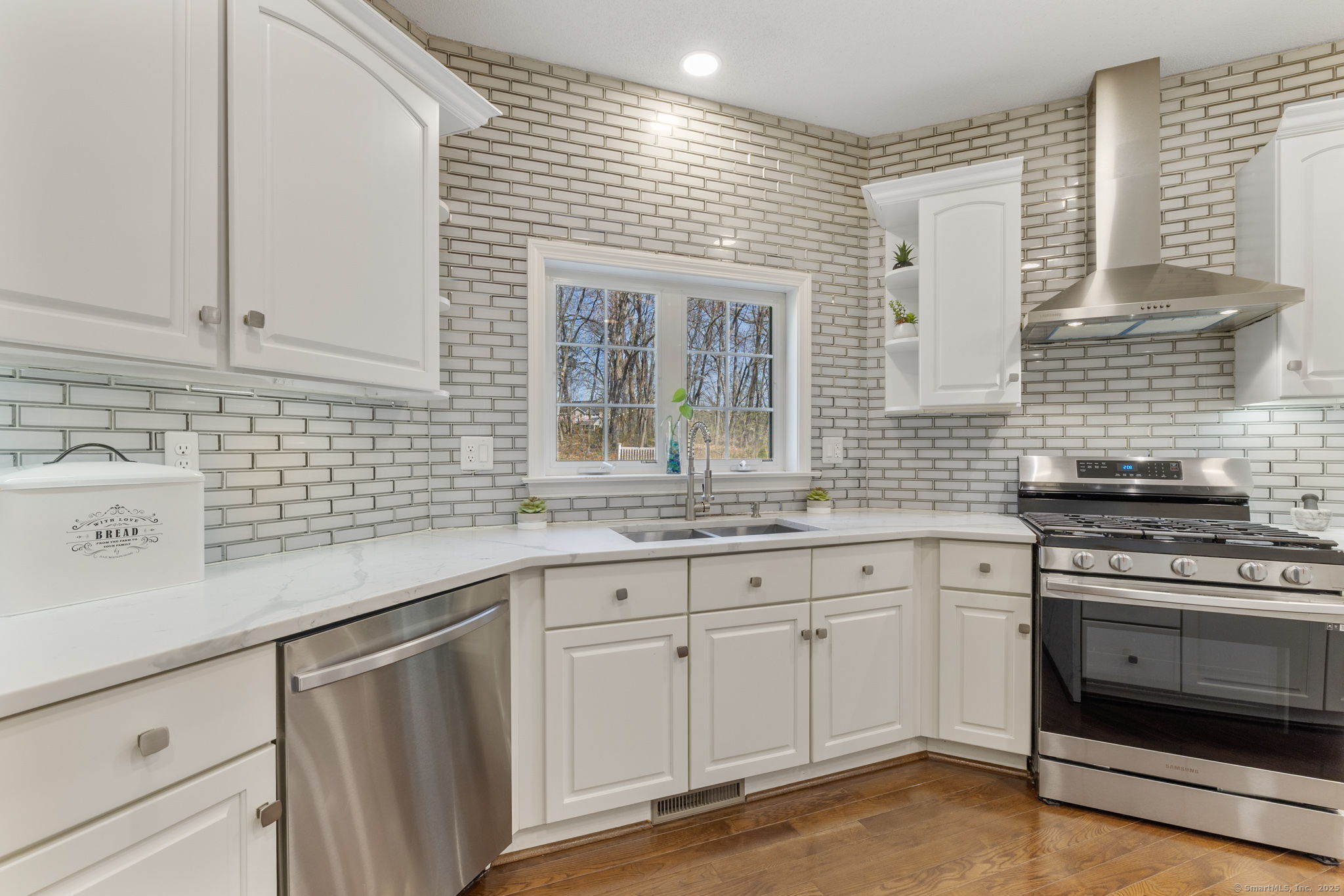 65 Sweet Meadow Drive, South Windsor, Connecticut image 15