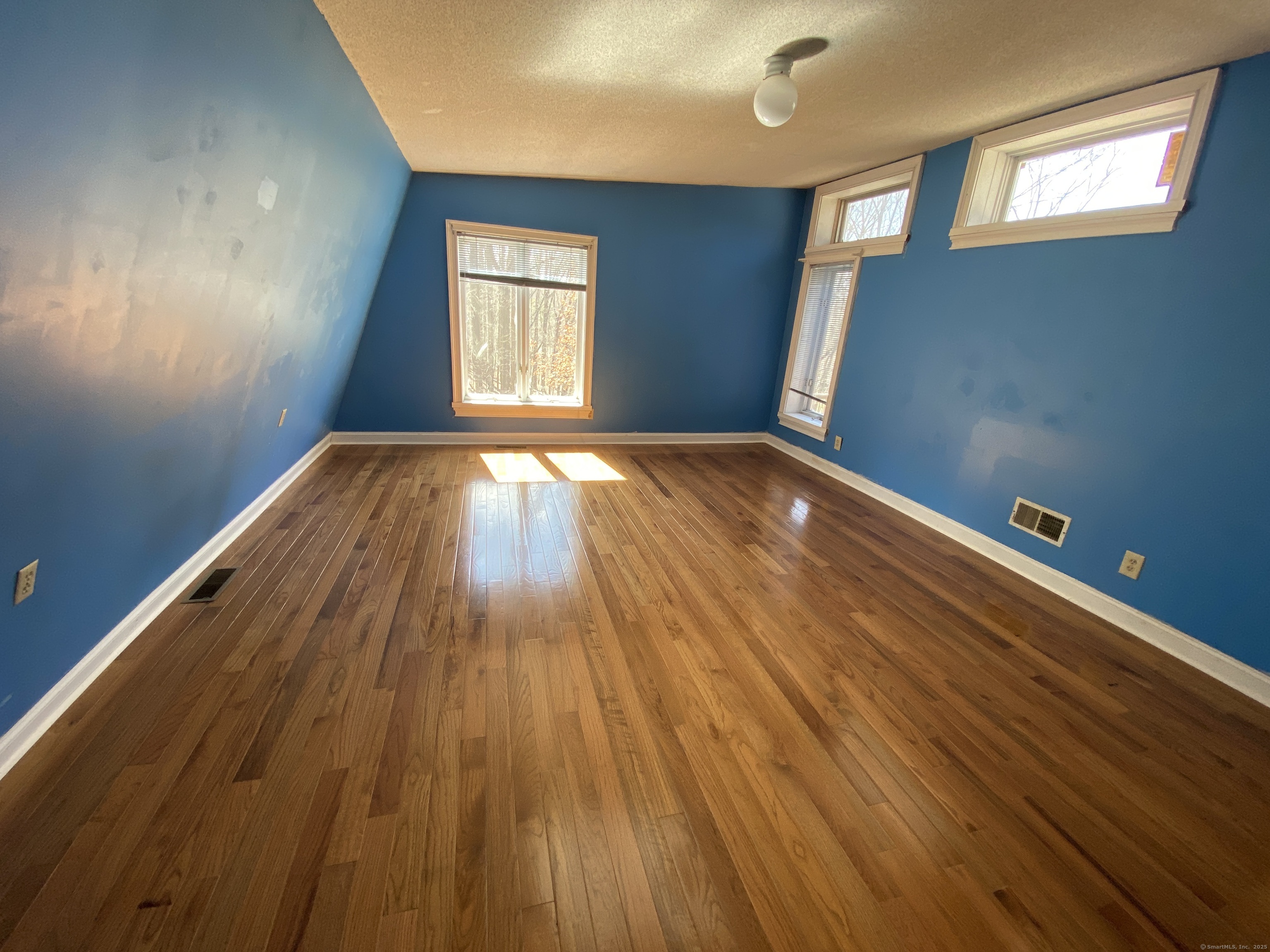 94 W Pond Road, North Branford, Connecticut image 21