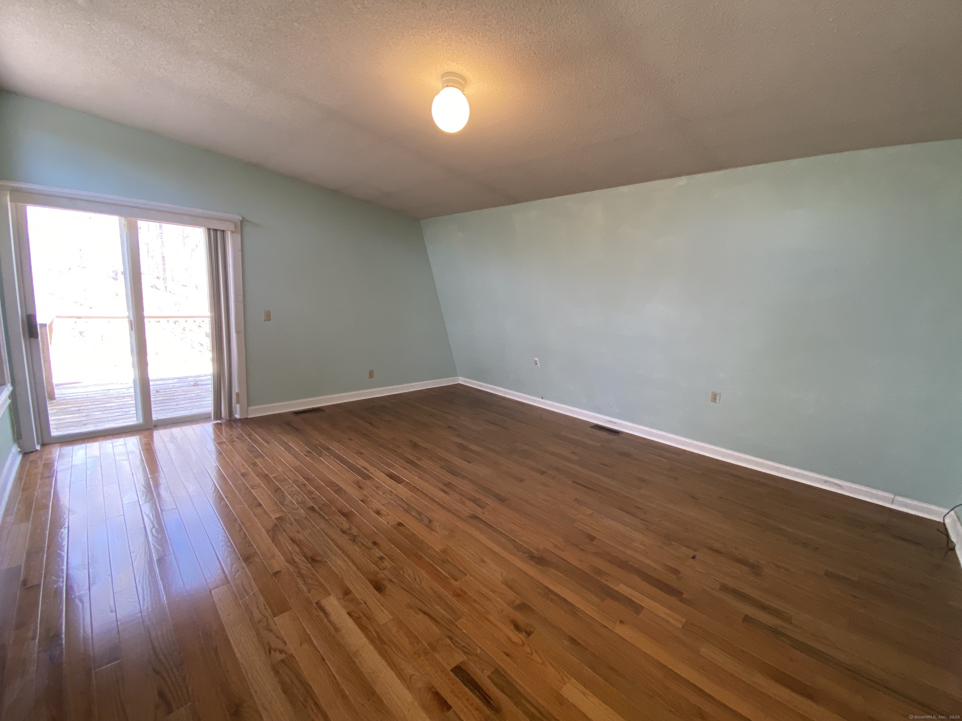 94 W Pond Road, North Branford, Connecticut image 20