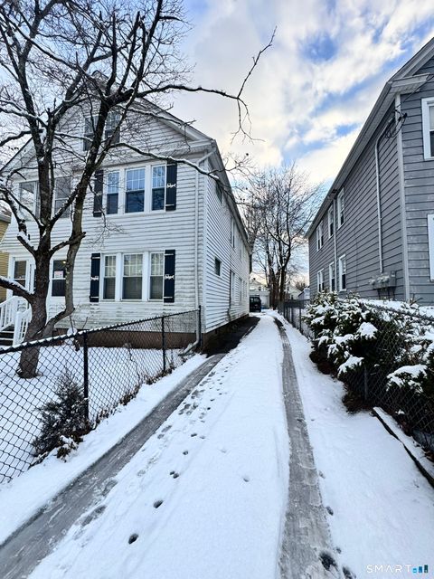 Tiny photo for 26 Lander Street, New Haven, CT 06511 (MLS # 24151397)