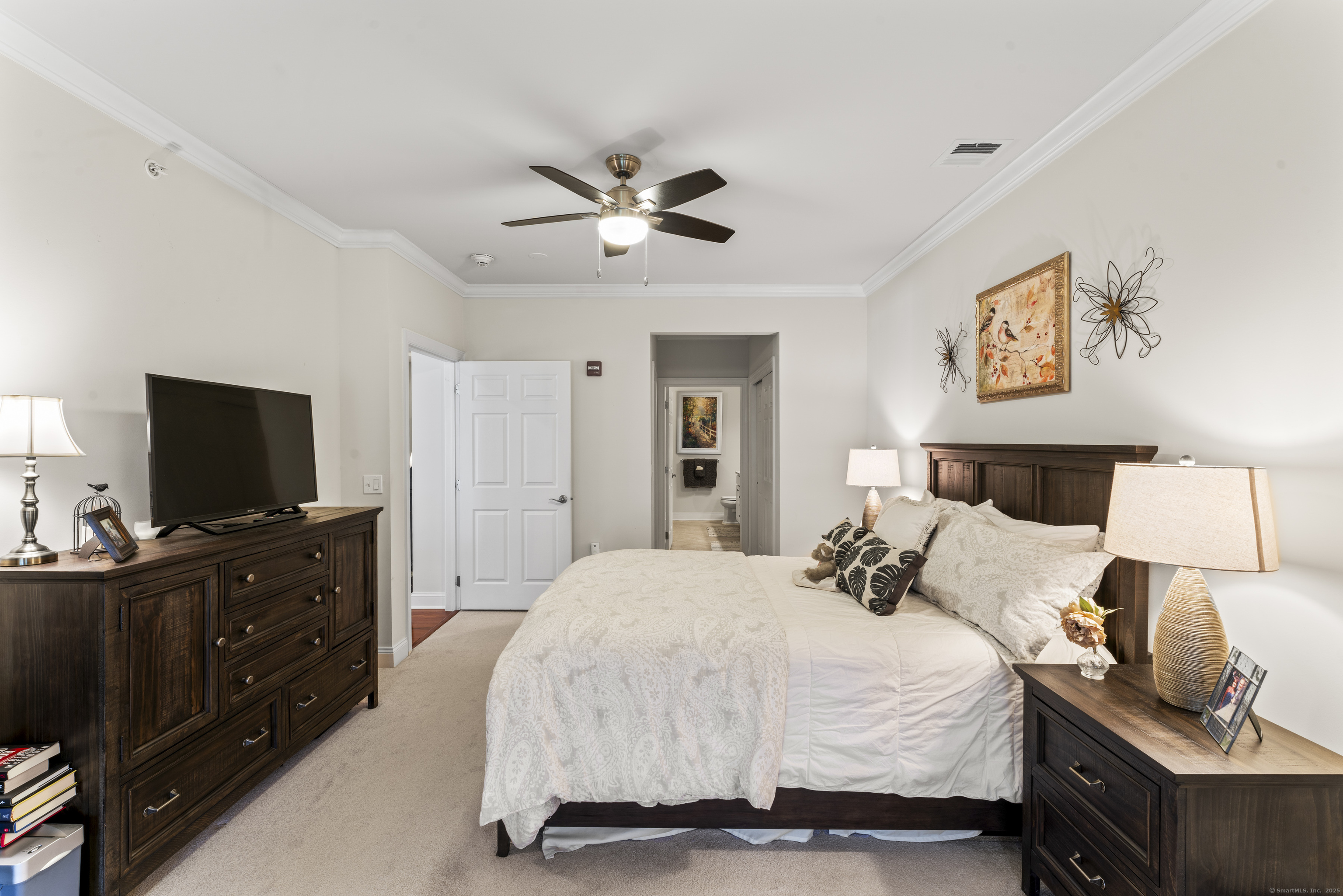 1237 Brookside Court #1237, Newtown, Connecticut image 22