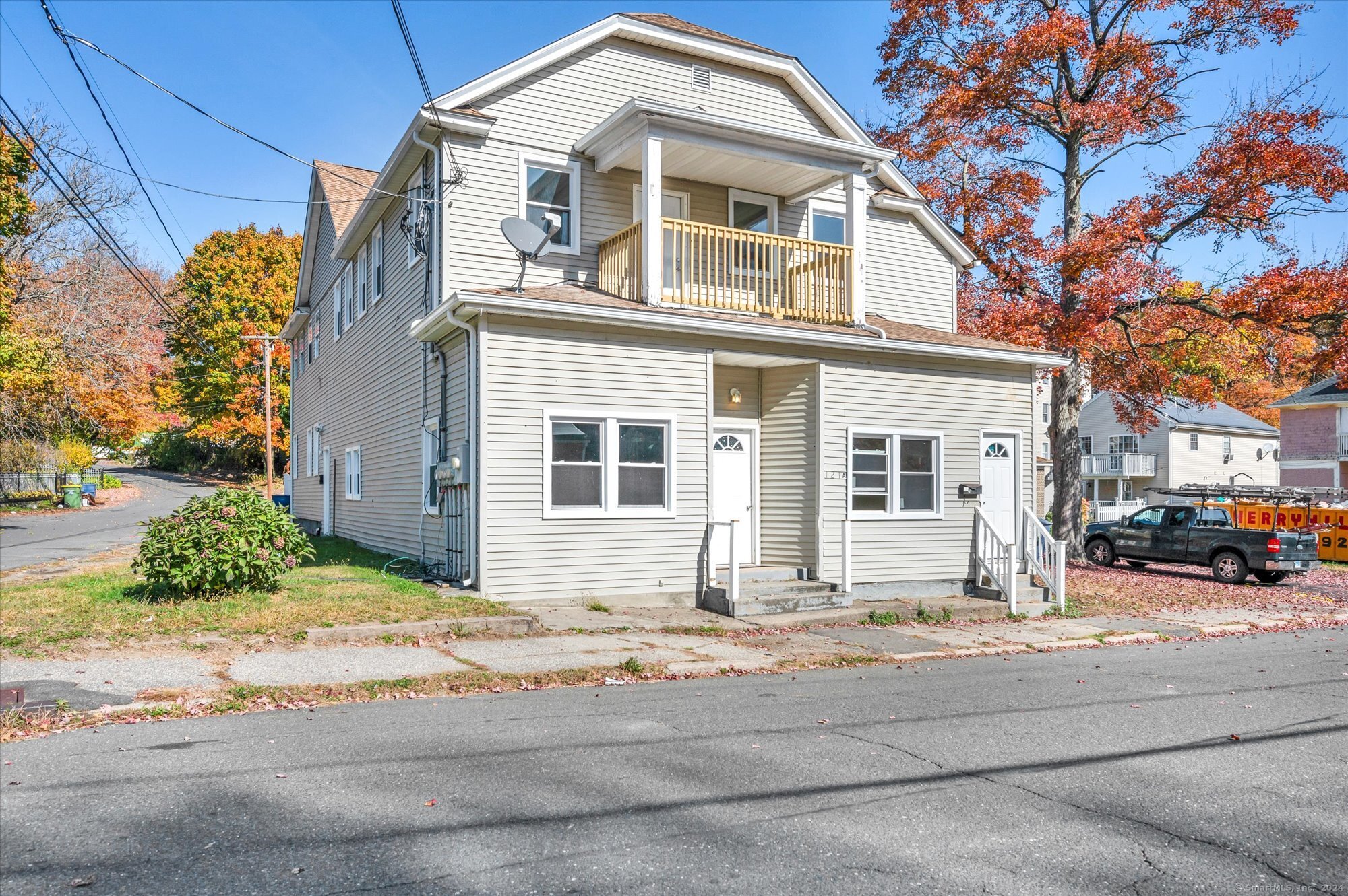 Rental Property at 121 Hillview Avenue, Waterbury, Connecticut - Bedrooms: 2 
Bathrooms: 1 
Rooms: 4  - $1,900 MO.