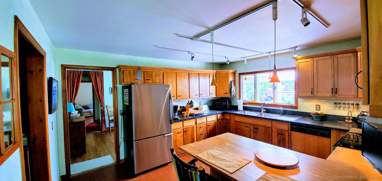 58 Botsford Hill Road, Newtown, Connecticut image 17
