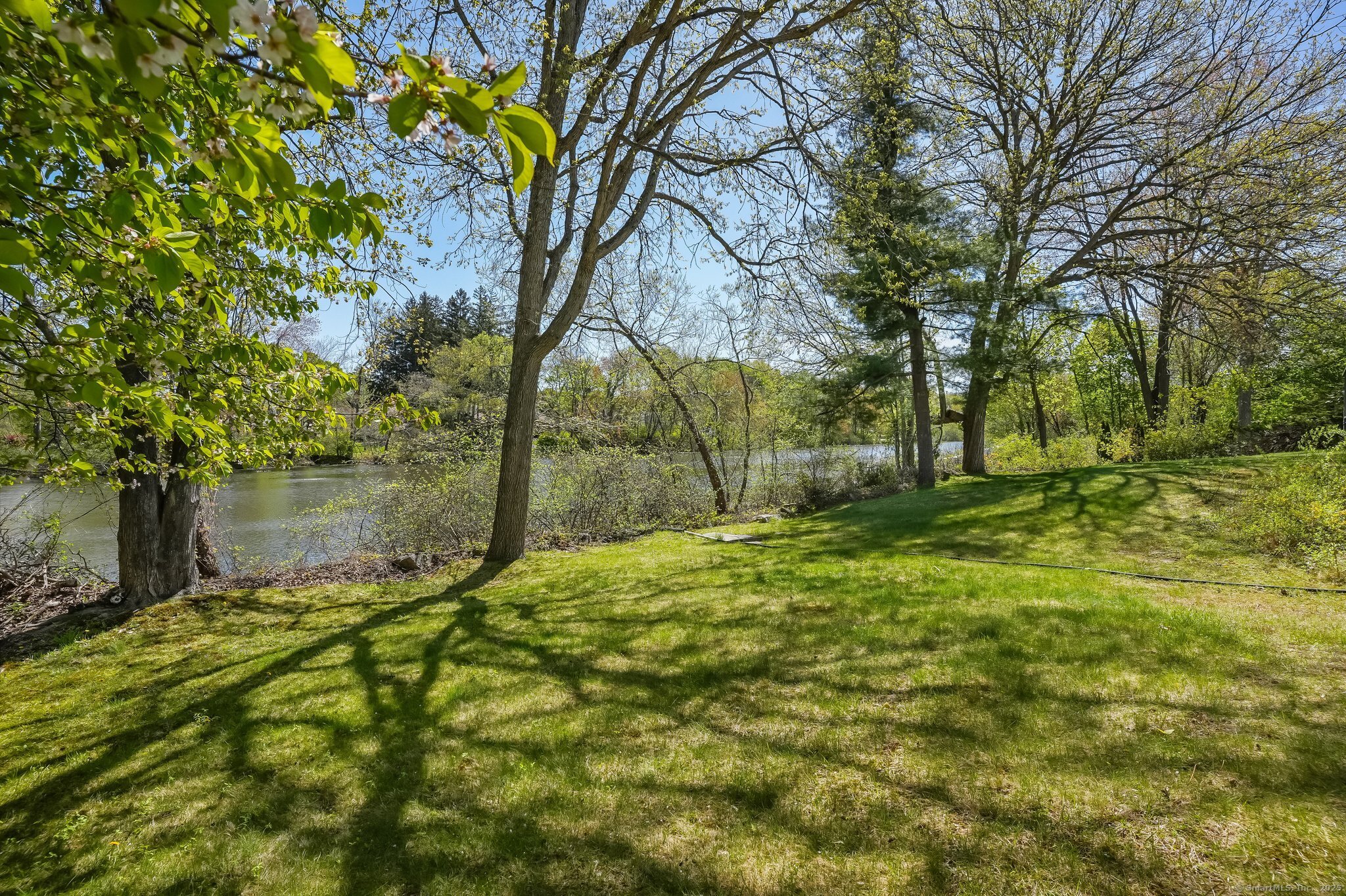 21 Alan Avenue, Danbury, Connecticut image 4