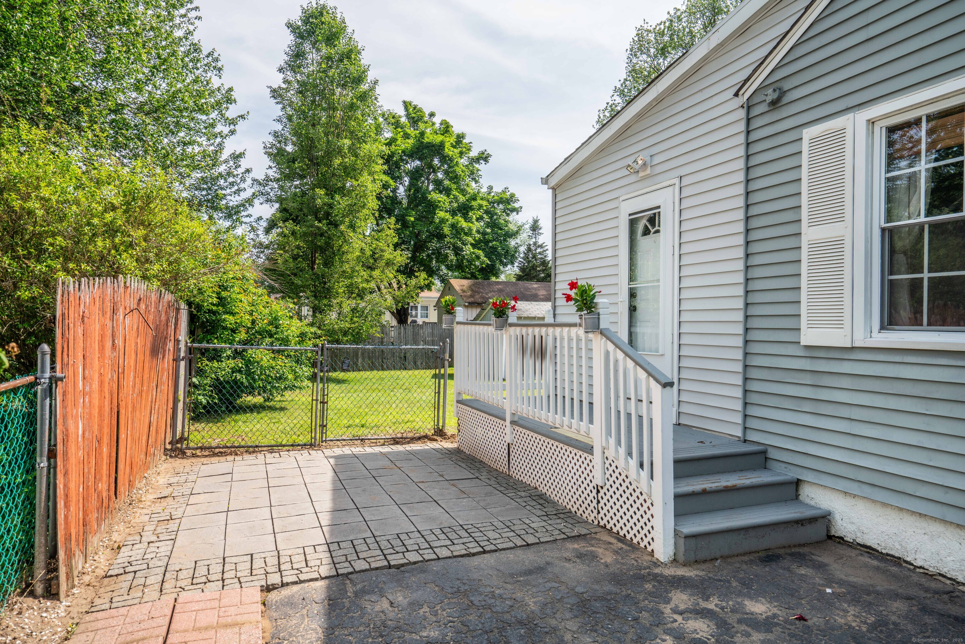 159 Cambridge Drive