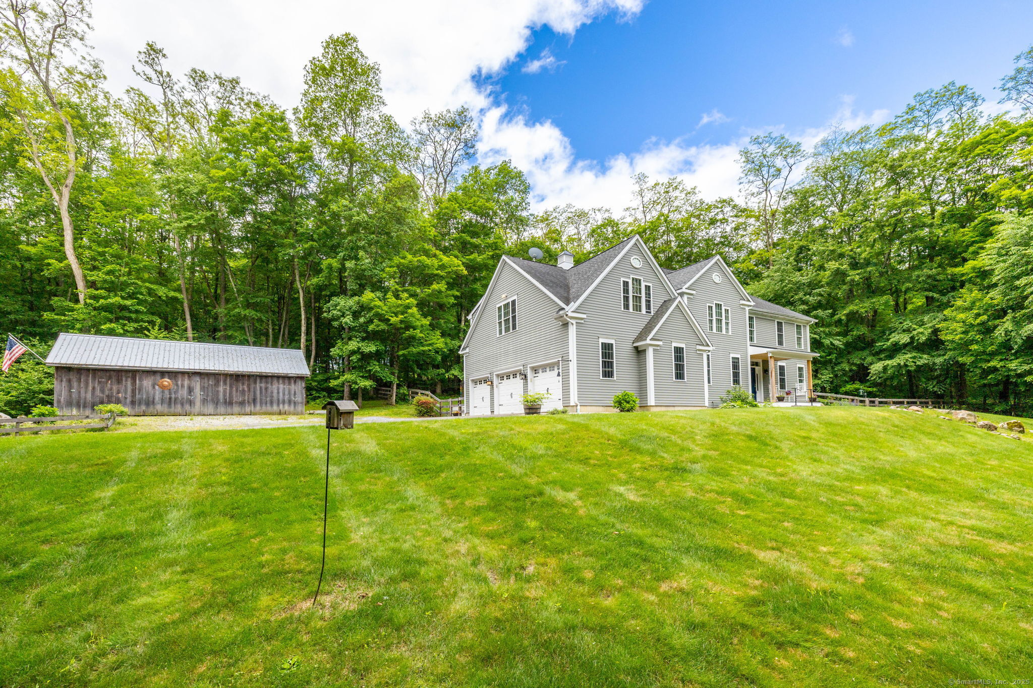 133 Hoop Pole Hill Road, Woodbury, Connecticut image 1