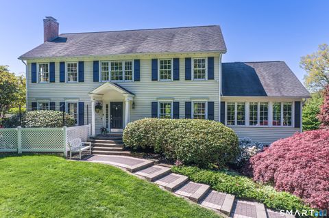 Photo of 9 Schoolhouse Place, Ridgefield, CT 06877 (MLS # 24175404)