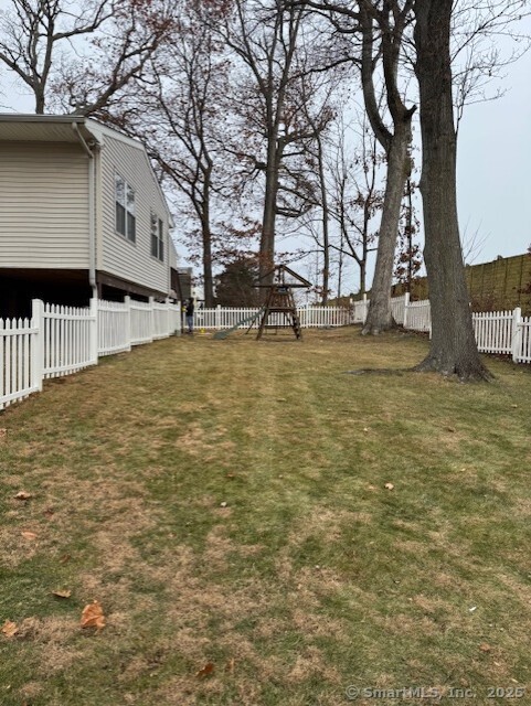 Norwalk, Connecticut 06851, United States, 4 Bedrooms Bedrooms, ,4 BathroomsBathrooms,Residential,Active,81531