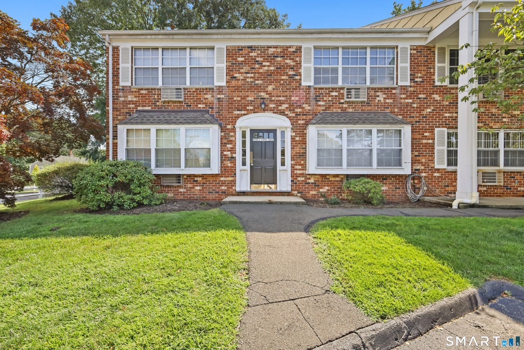 Photo of 287 Hamilton Avenue #4D, Stamford, CT 06902 (MLS # 24199787)