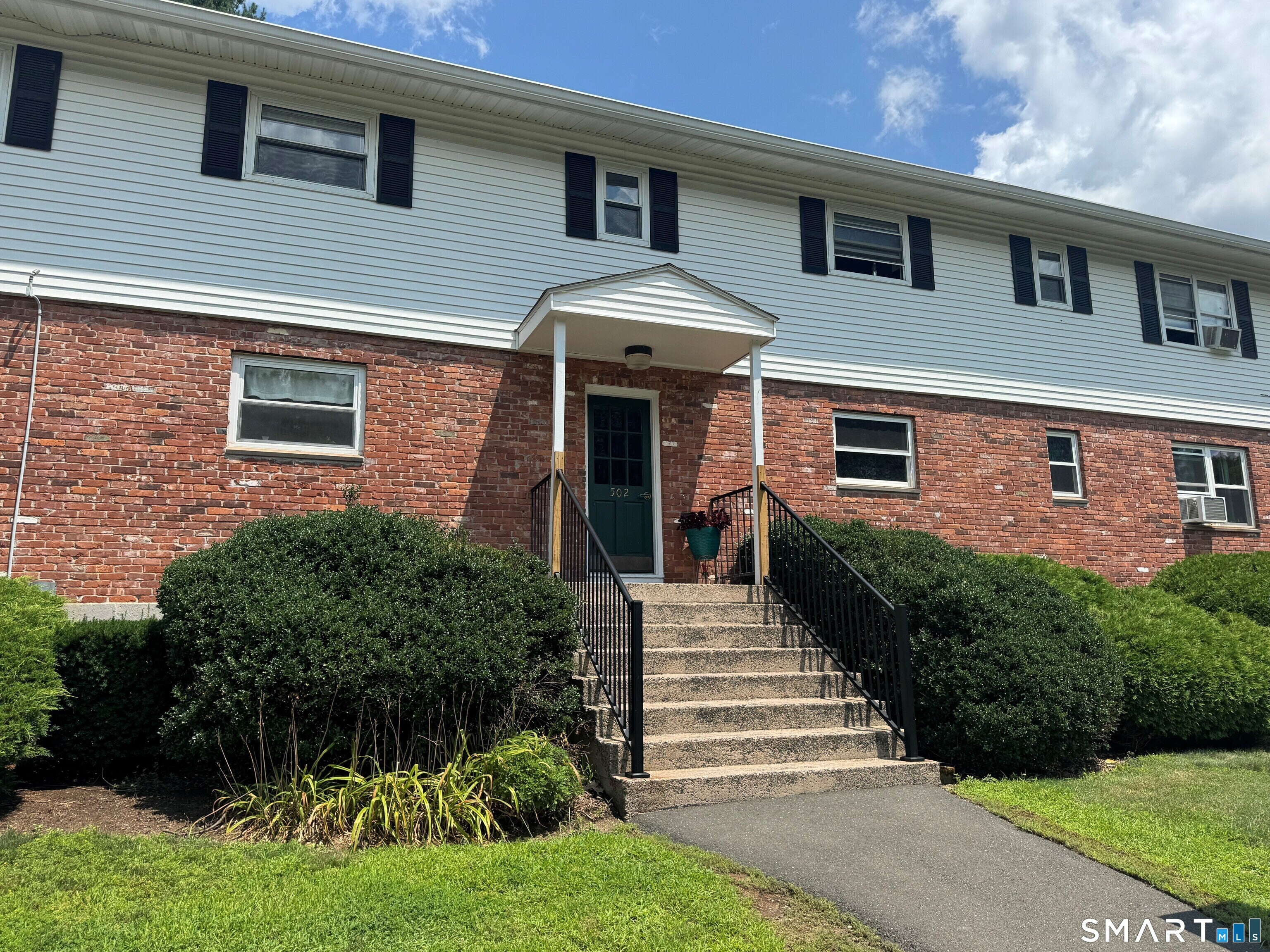502 Oak Avenue 17