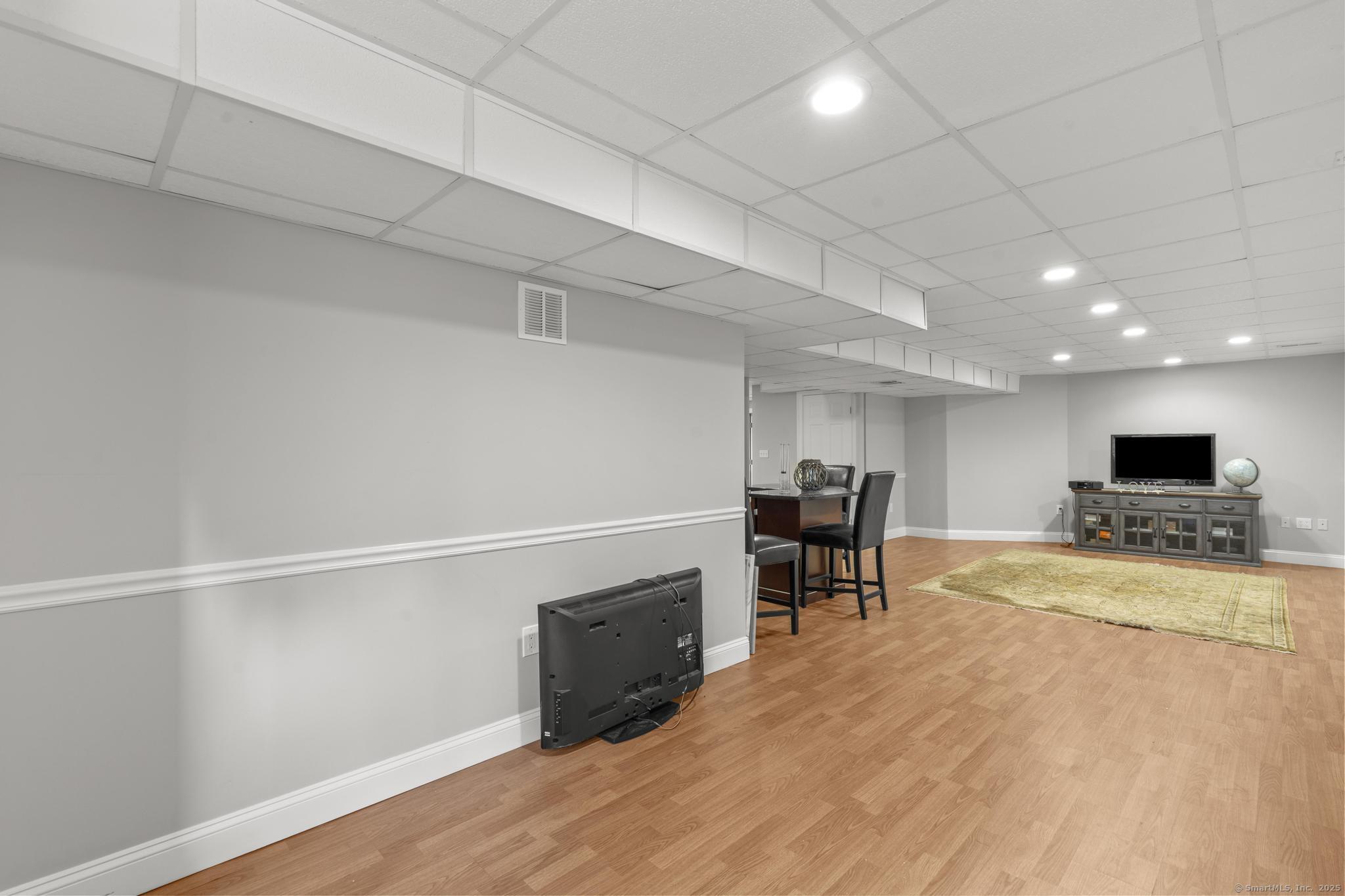 Portland, Connecticut 06480, United States, 4 Bedrooms Bedrooms, ,5 BathroomsBathrooms,Residential,Active,170439