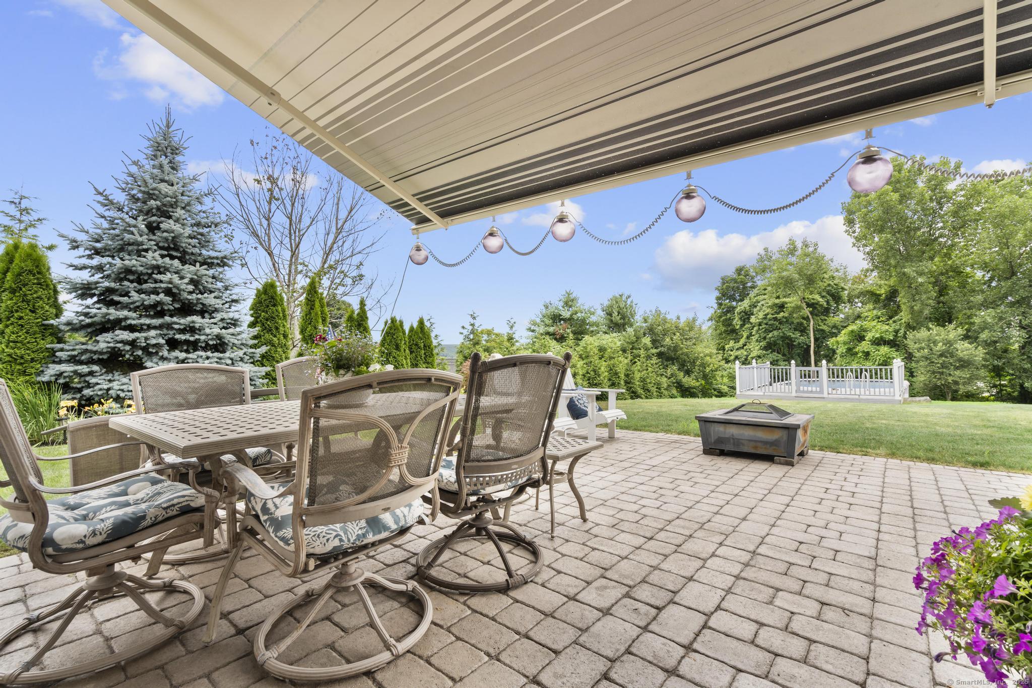 Portland, Connecticut 06480, United States, 4 Bedrooms Bedrooms, ,5 BathroomsBathrooms,Residential,Active,170439