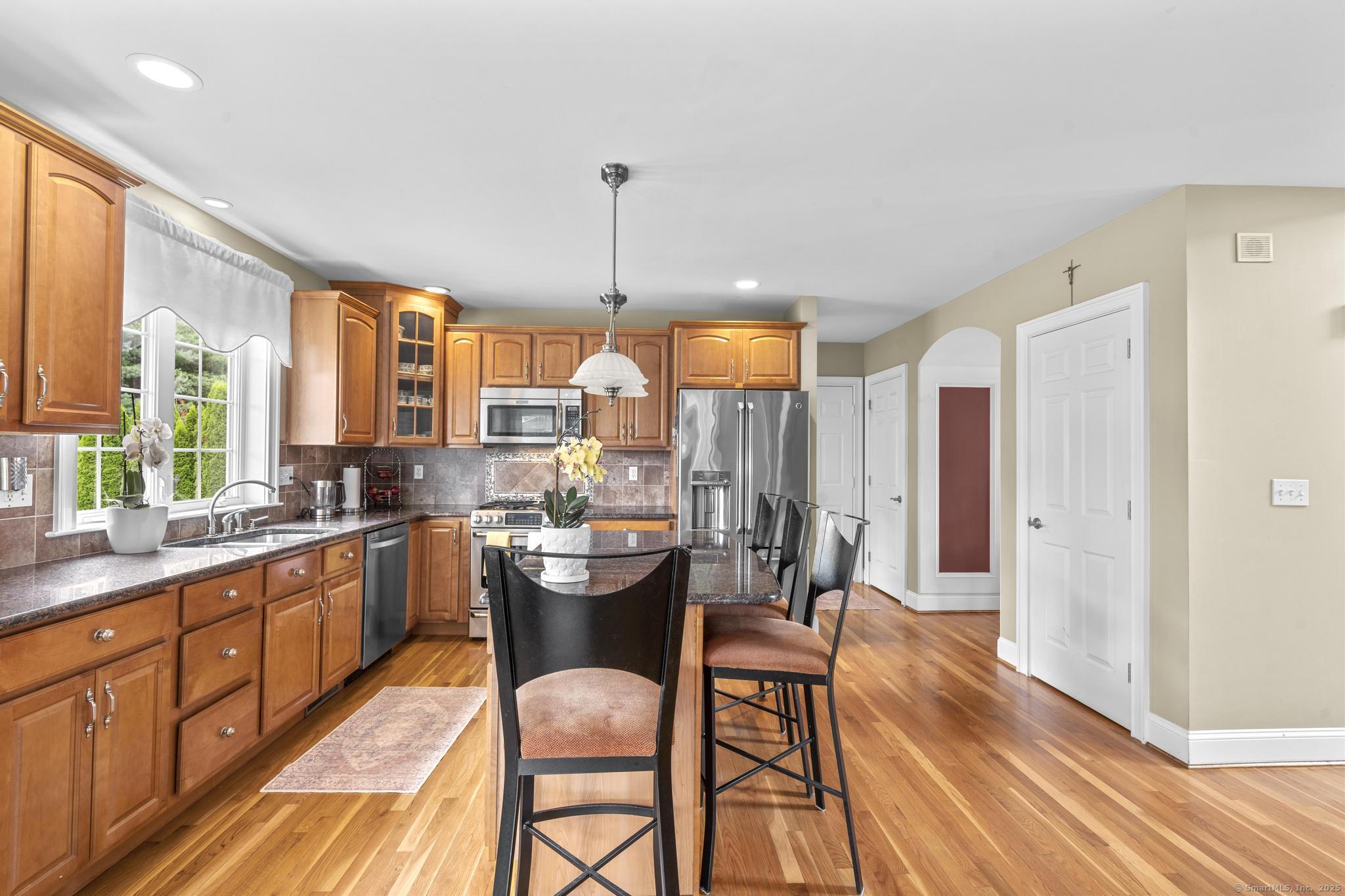 Portland, Connecticut 06480, United States, 4 Bedrooms Bedrooms, ,5 BathroomsBathrooms,Residential,Active,170439