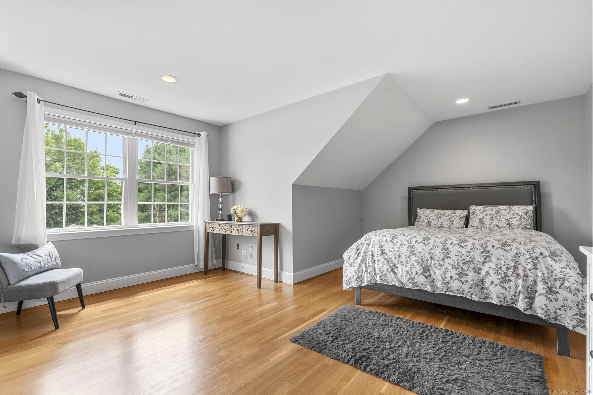 Portland, Connecticut 06480, United States, 4 Bedrooms Bedrooms, ,5 BathroomsBathrooms,Residential,Active,170439