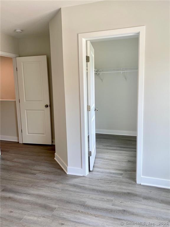 Newtown, Connecticut 06482, United States, 2 Bedrooms Bedrooms, ,2 BathroomsBathrooms,Residential,Active,171103