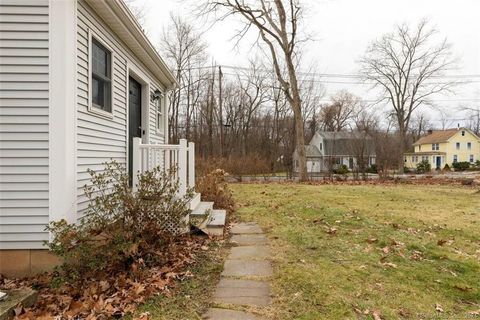 Tiny photo for 9 Beech Street, Farmington, CT 06032 (MLS # 24146074)