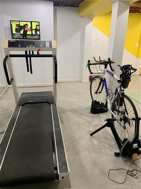 Tiny photo for 9 Beech Street, Farmington, CT 06032 (MLS # 24146074)