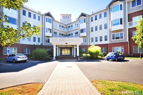 Condo For Sale - 1 King Philip Drive #218<br/> West Hartford, CT 06117