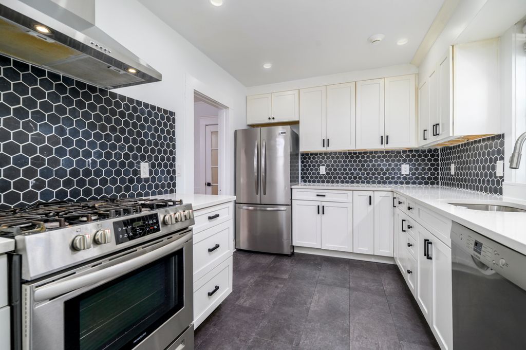 Photo of 58 Post Road, Fairfield, CT 06824 (MLS # 24138129)