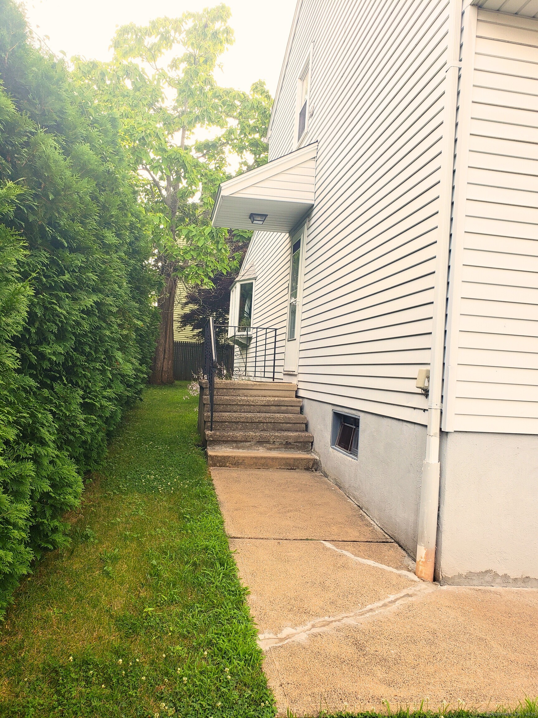 5 Whitman Street