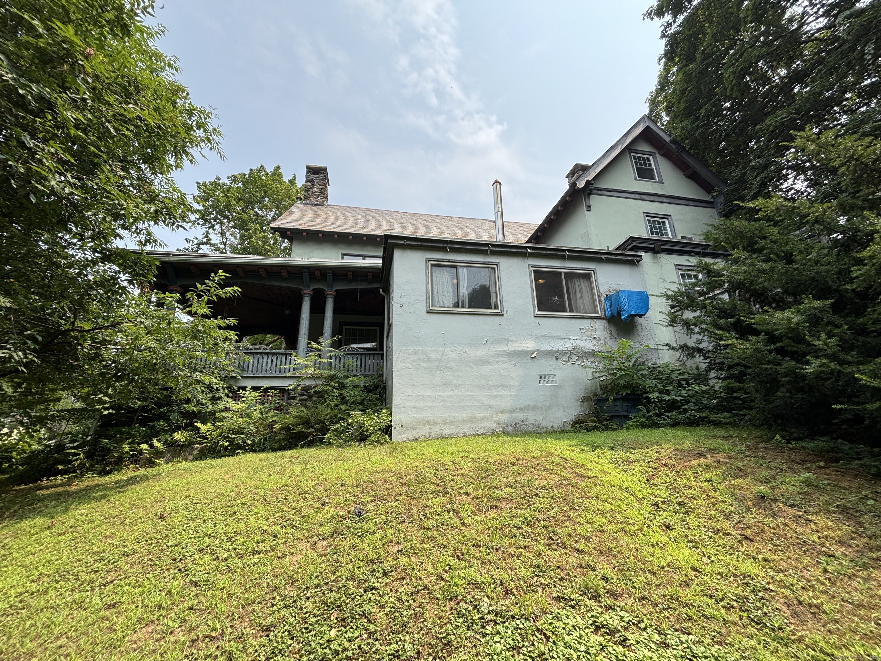 551 Willow Street
