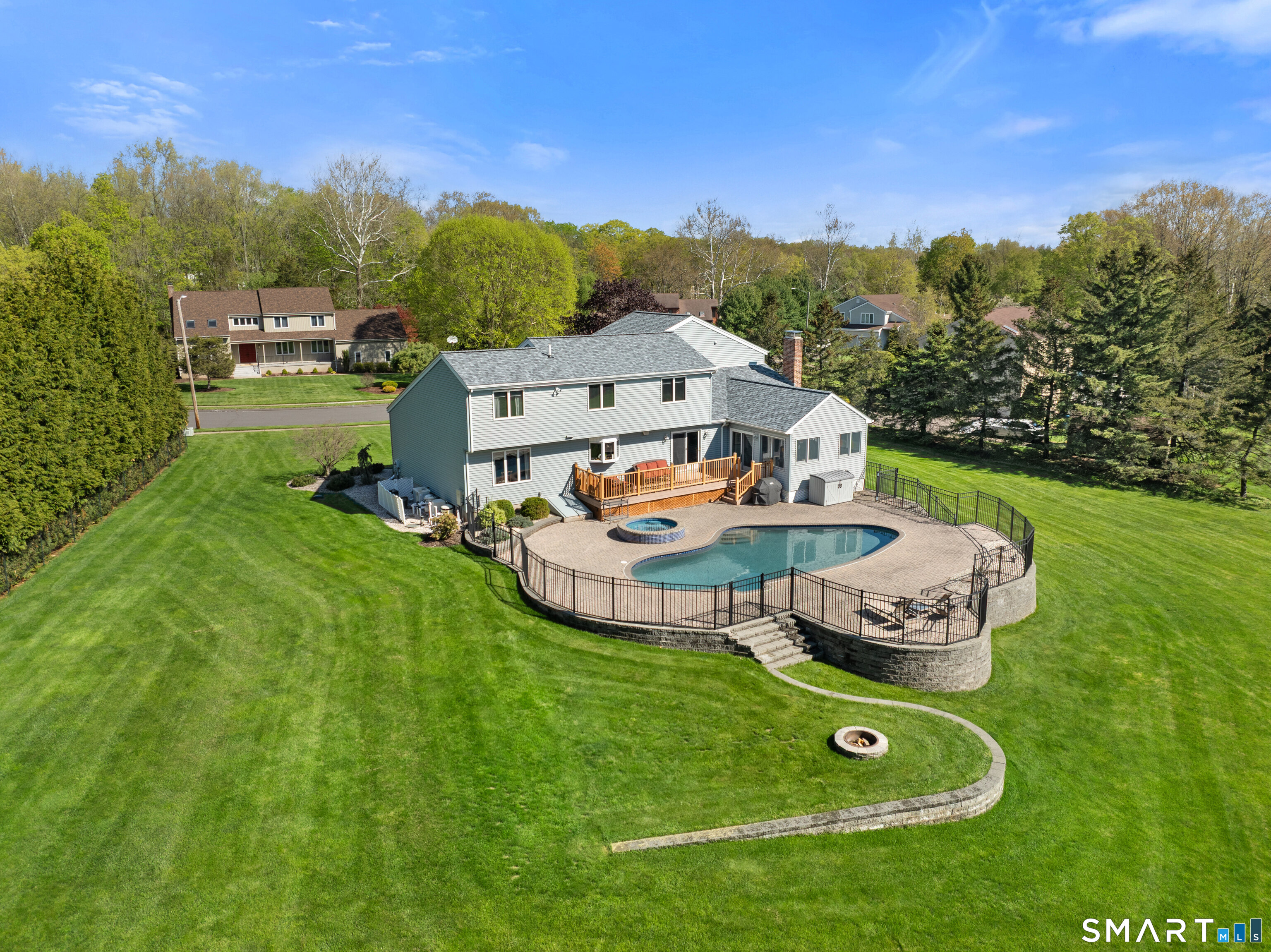 66 Rivergate Lane