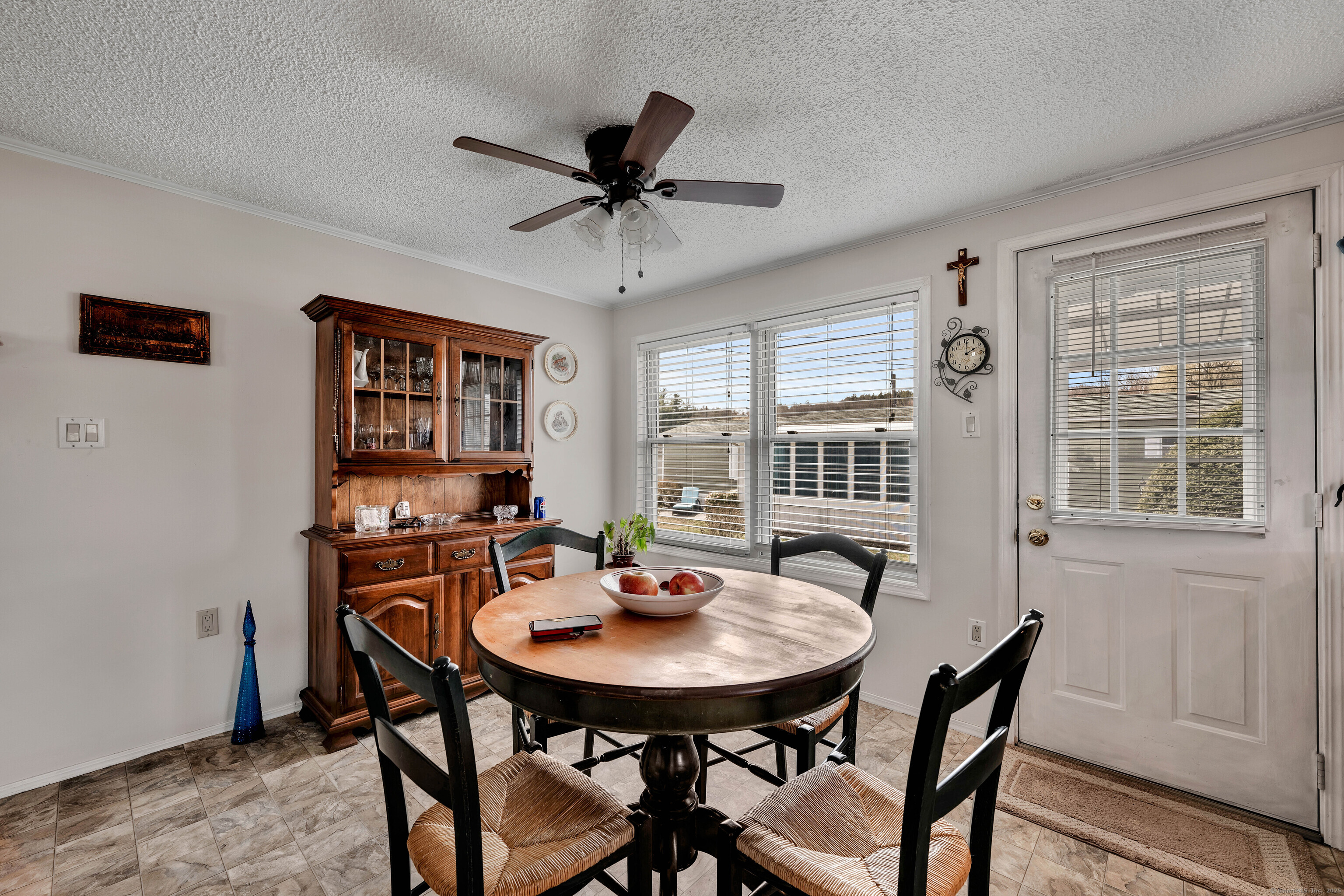 15 Oak Road, Southington, Connecticut image 9