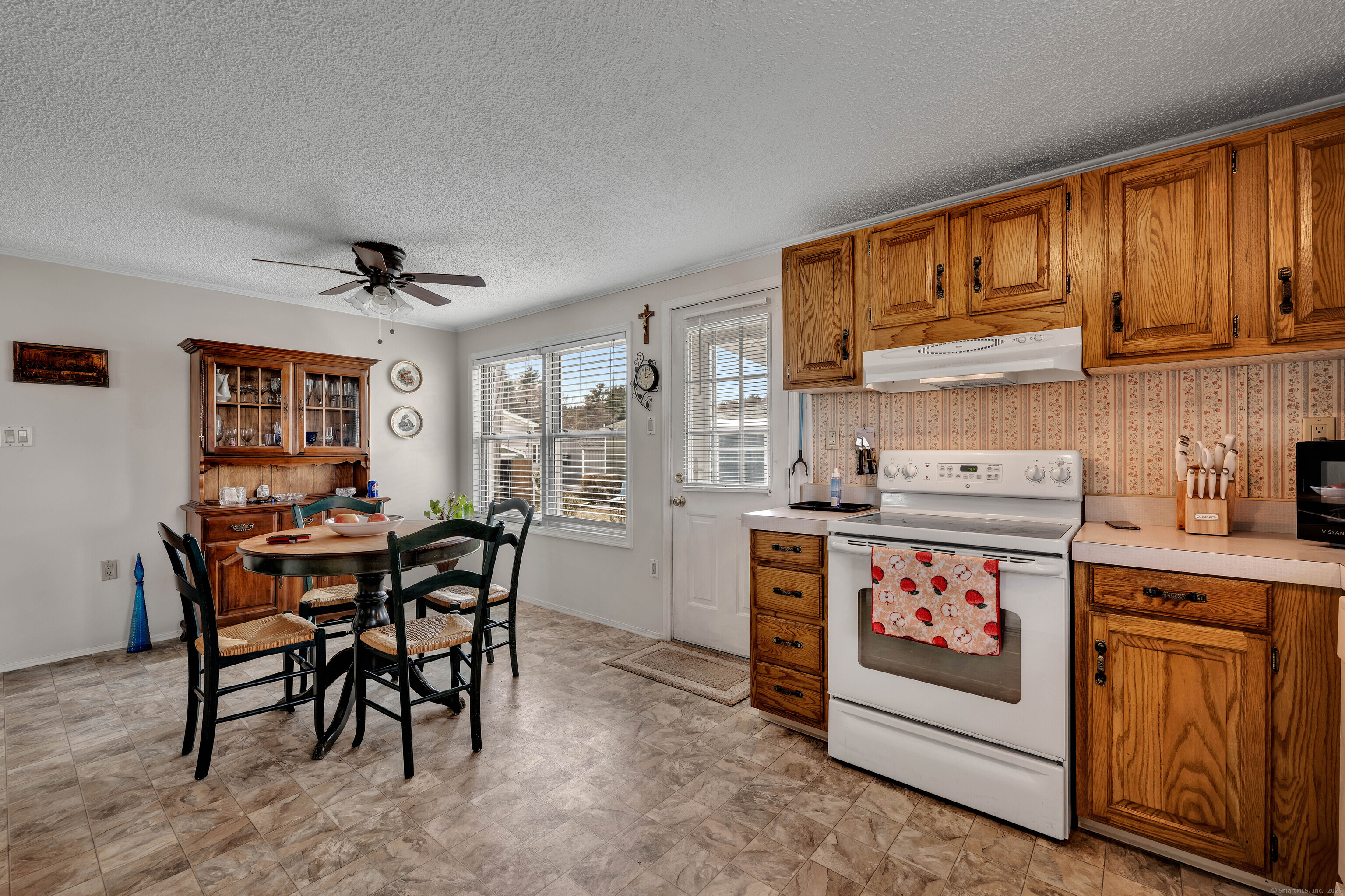 15 Oak Road, Southington, Connecticut image 6