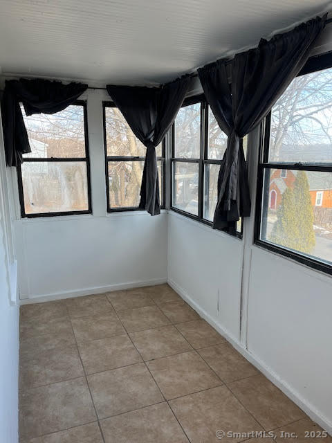 217 Hillcrest Road, Bridgeport, Connecticut image 10