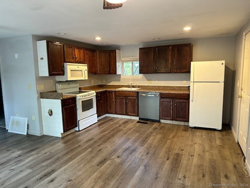 1253 Spindle Hill Road