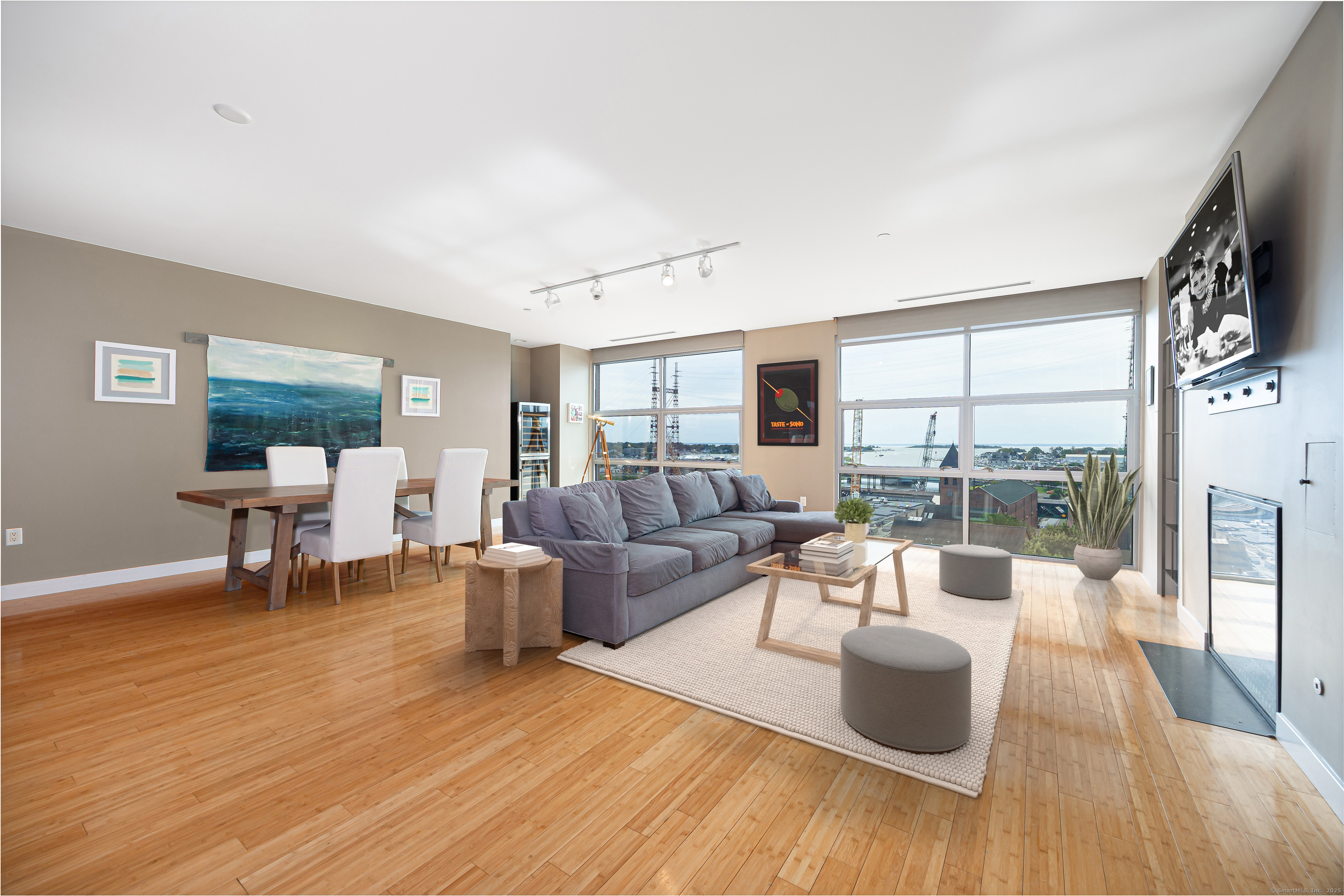 33 North Water Street 804