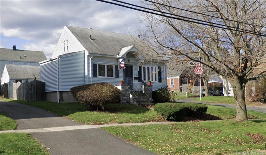 Photo 1 of 2 of 85 Knowlton Street house