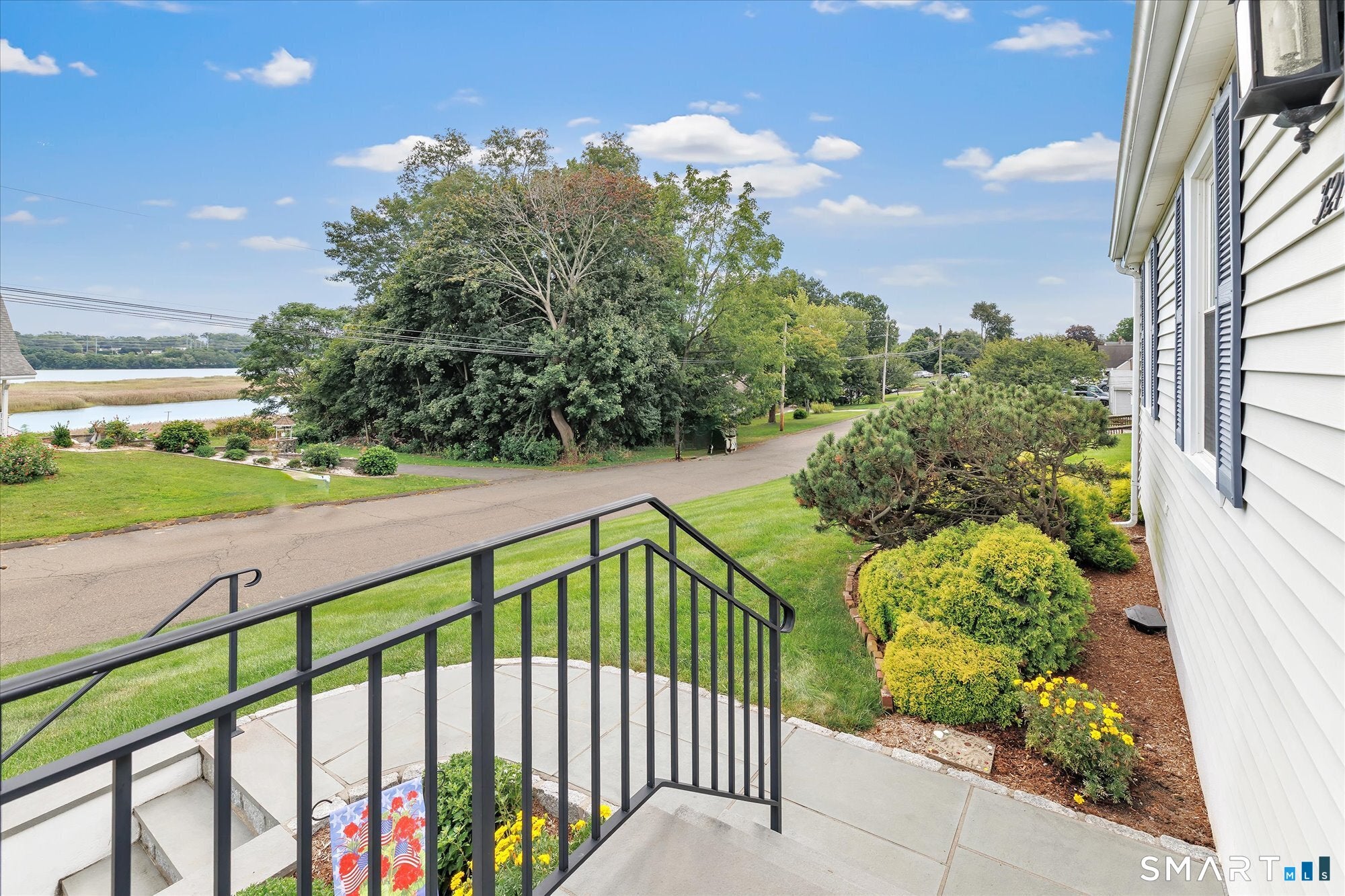 321 Bridgeview Place