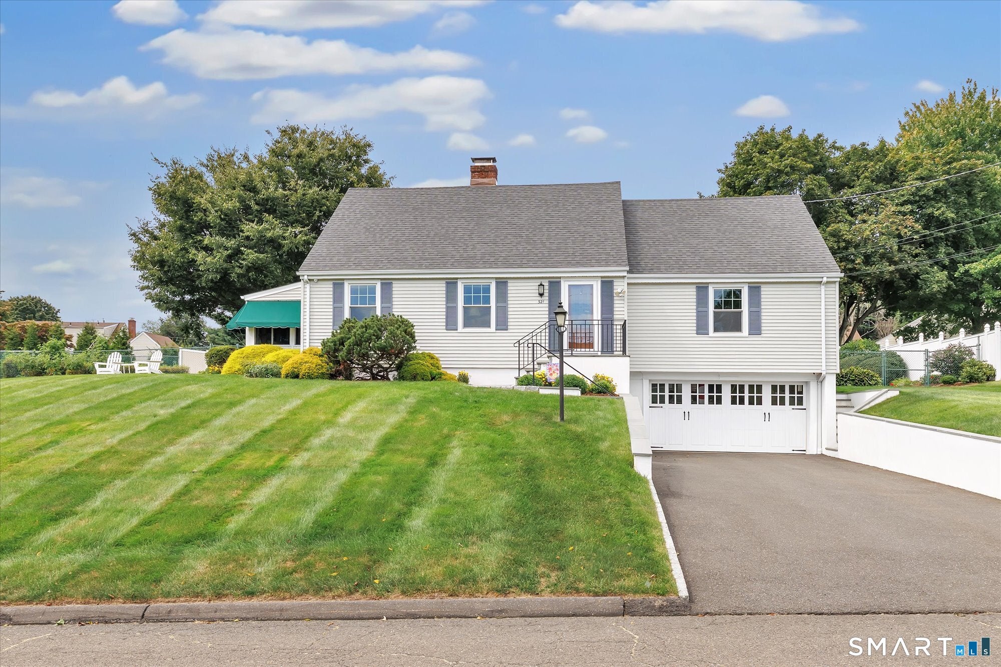 321 Bridgeview Place