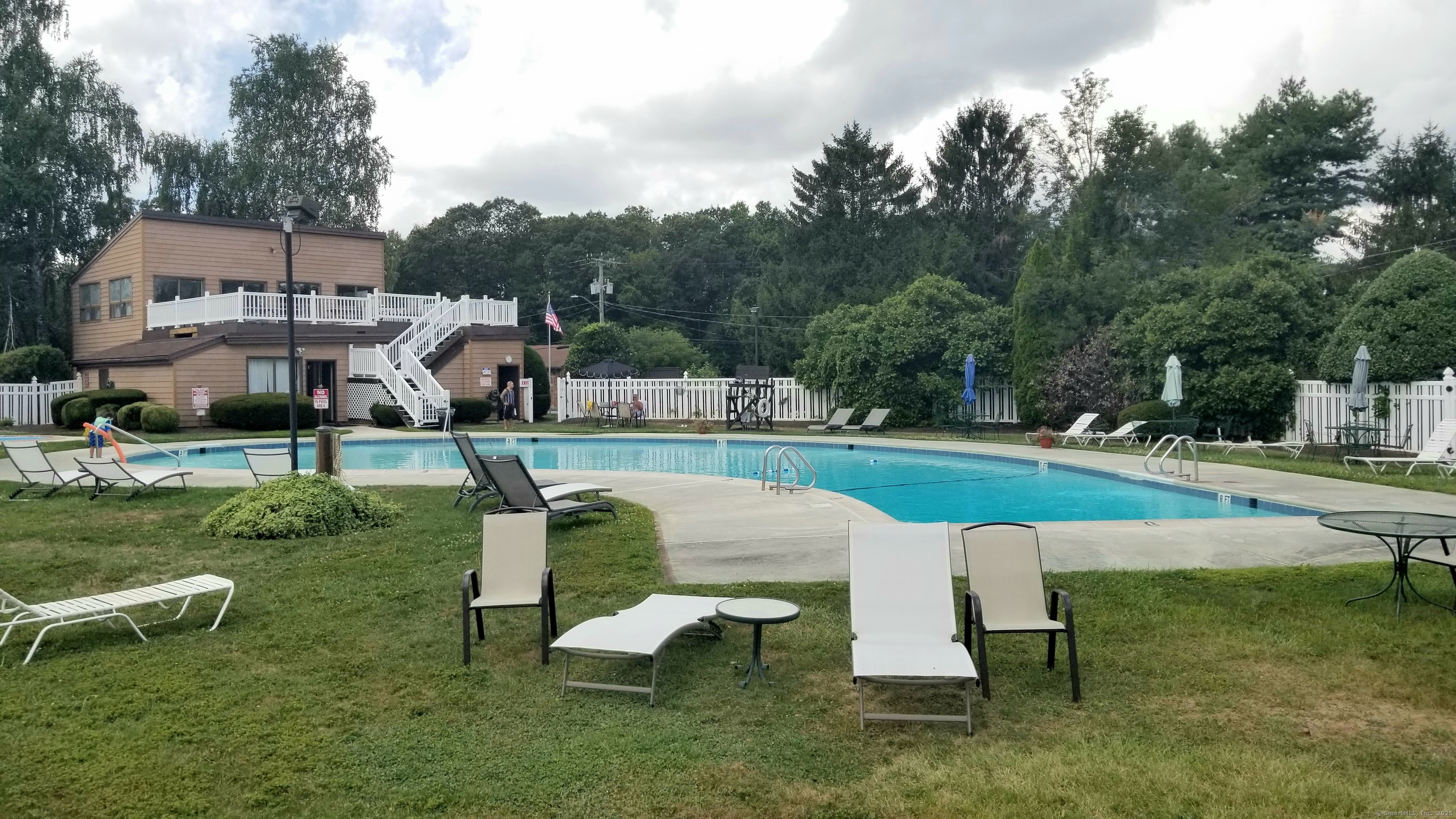 75 Balance Rock Road APT 11