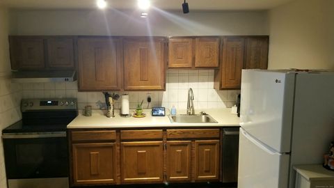 Tiny photo for 75 Balance Rock Road #APT 11, Seymour, CT 06483 (MLS # 24151646)